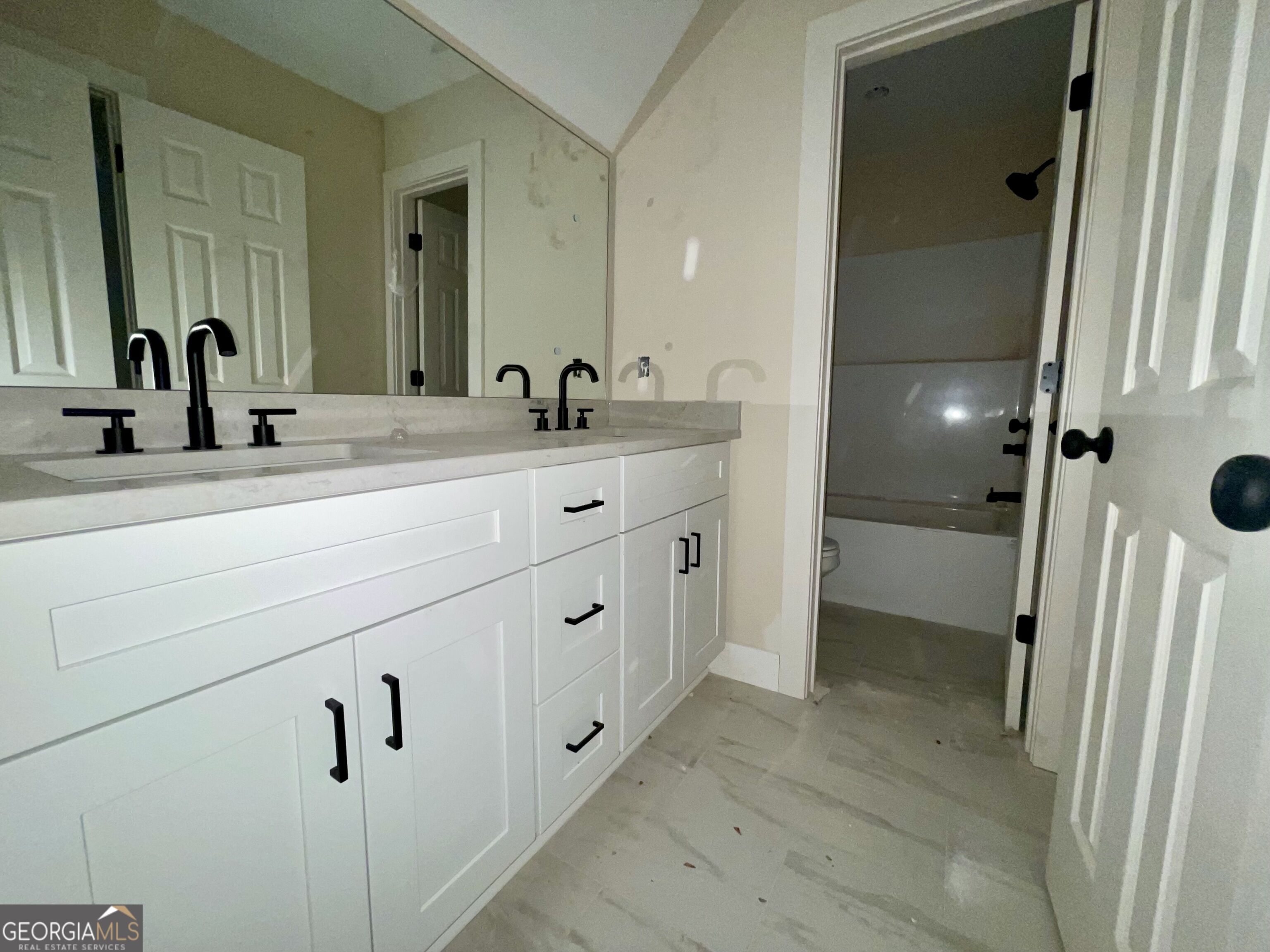 450 Ansley Drive Property Photo 39