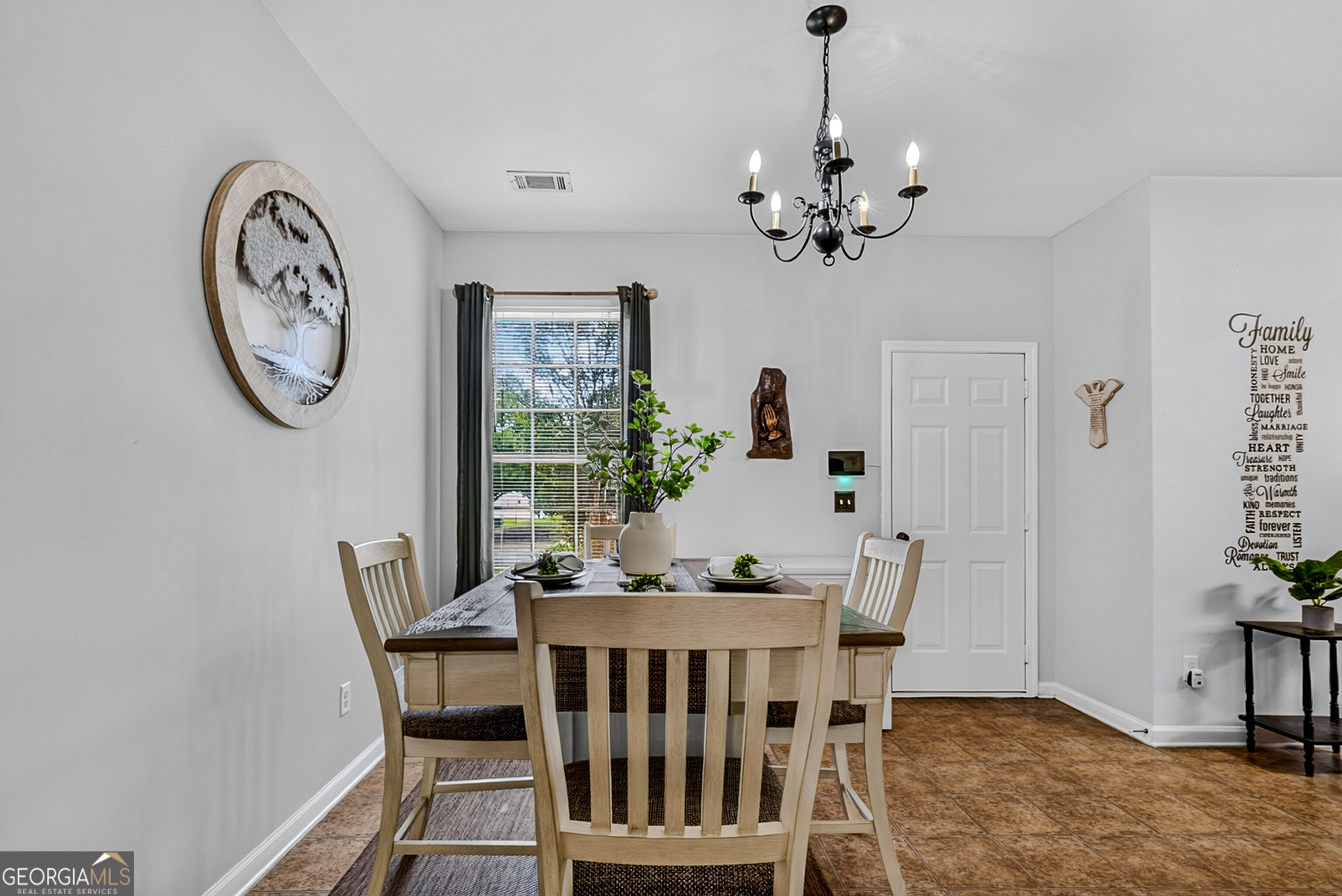 230 River Meadow Drive Property Photo 8