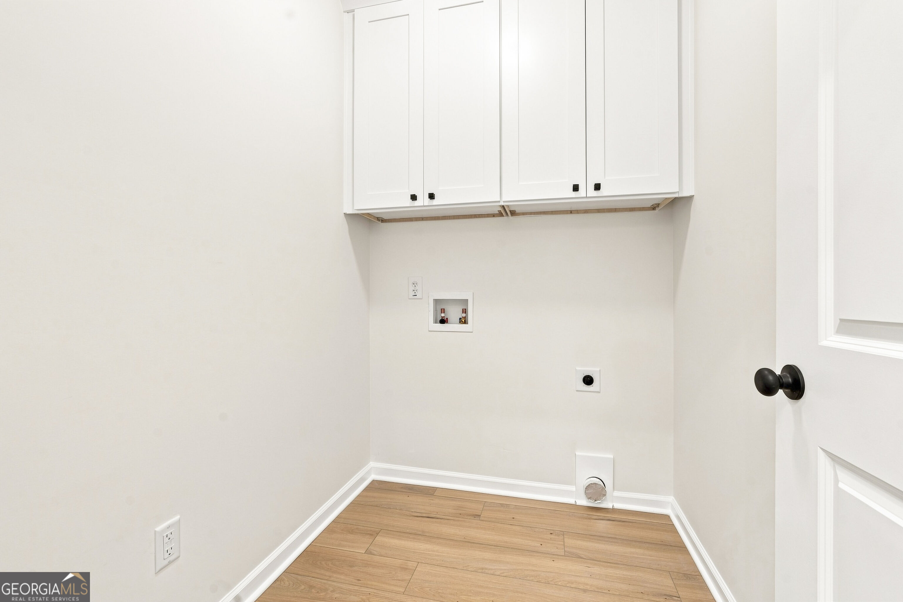 196 Talon Drive Se Property Photo 16