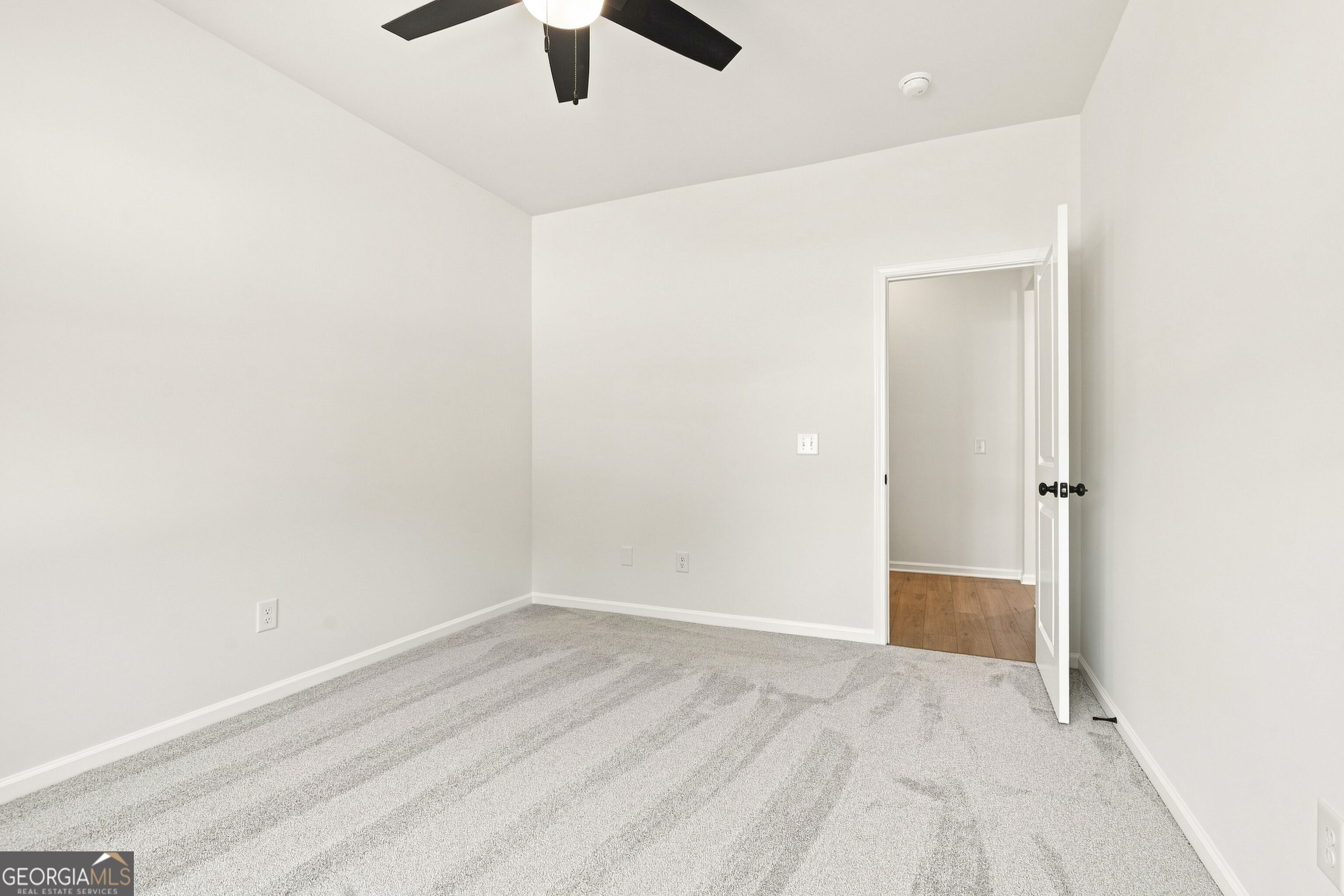 196 Talon Drive Se Property Photo 20