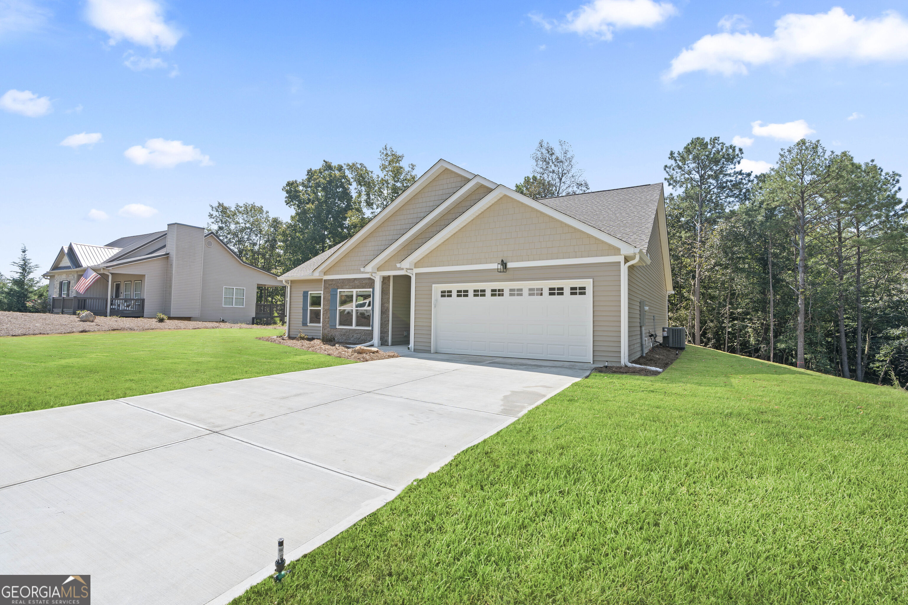 196 Talon Drive Se Property Photo 37