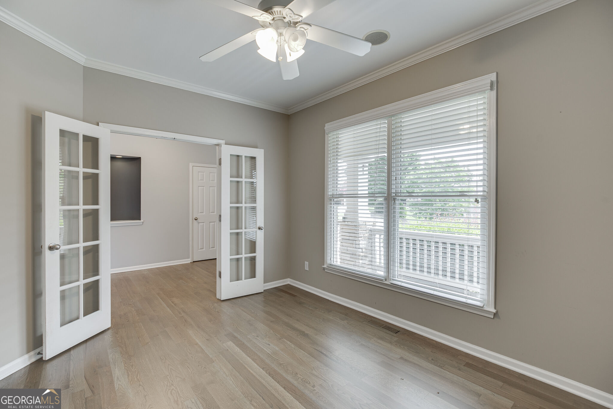 7563 Brookstone Circle Property Photo 6