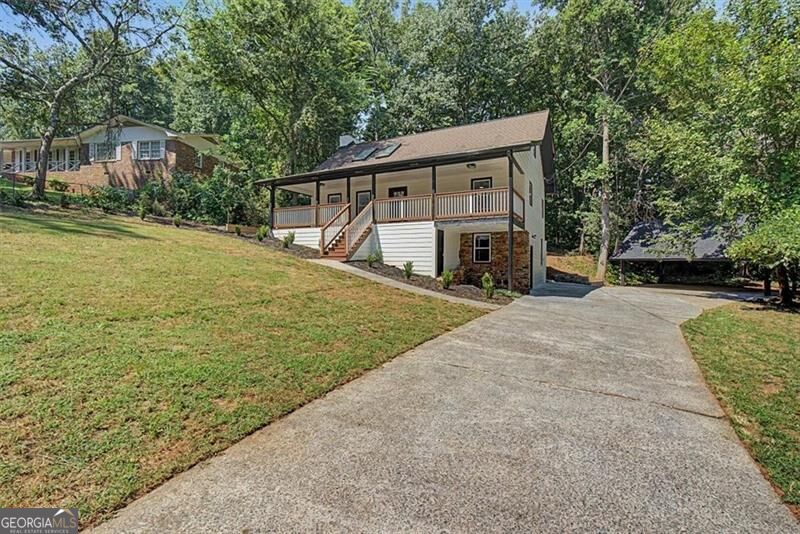 1741 Lucy Drive Nw Property Photo 2