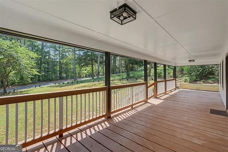 1741 Lucy Drive Nw Property Photo 7