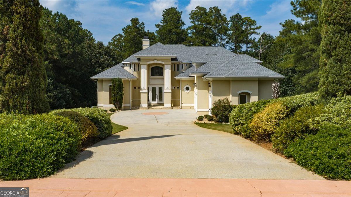 124 Fairway Run Property Photo 2