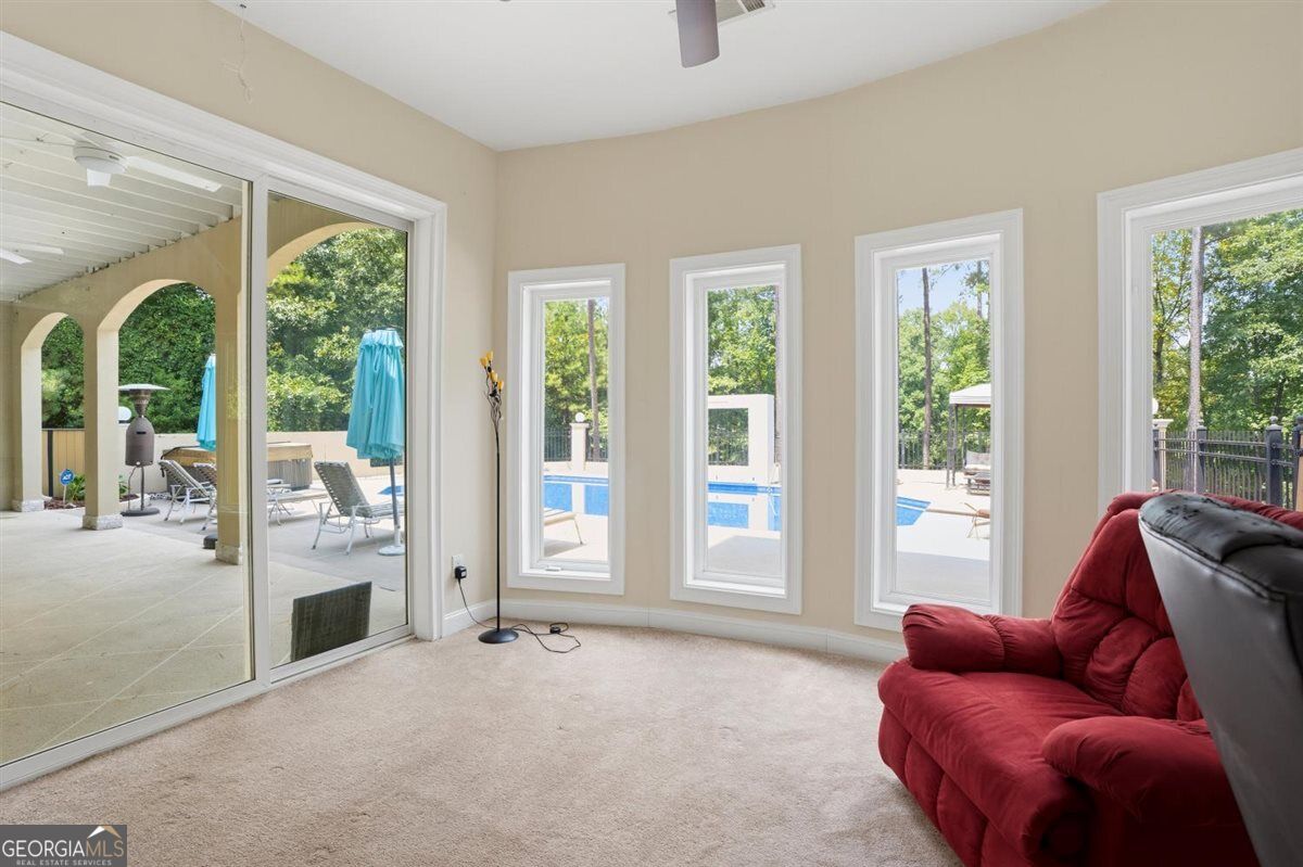 124 Fairway Run Property Photo 45