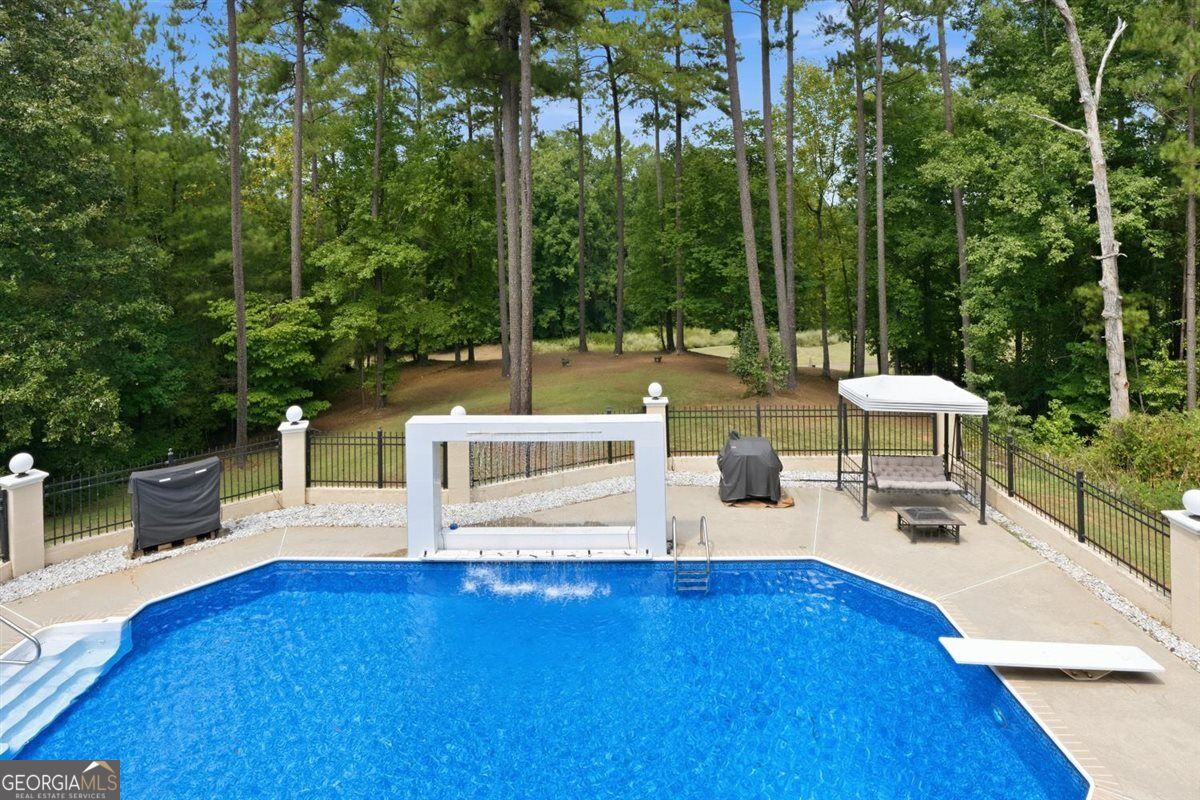 124 Fairway Run Property Photo 56