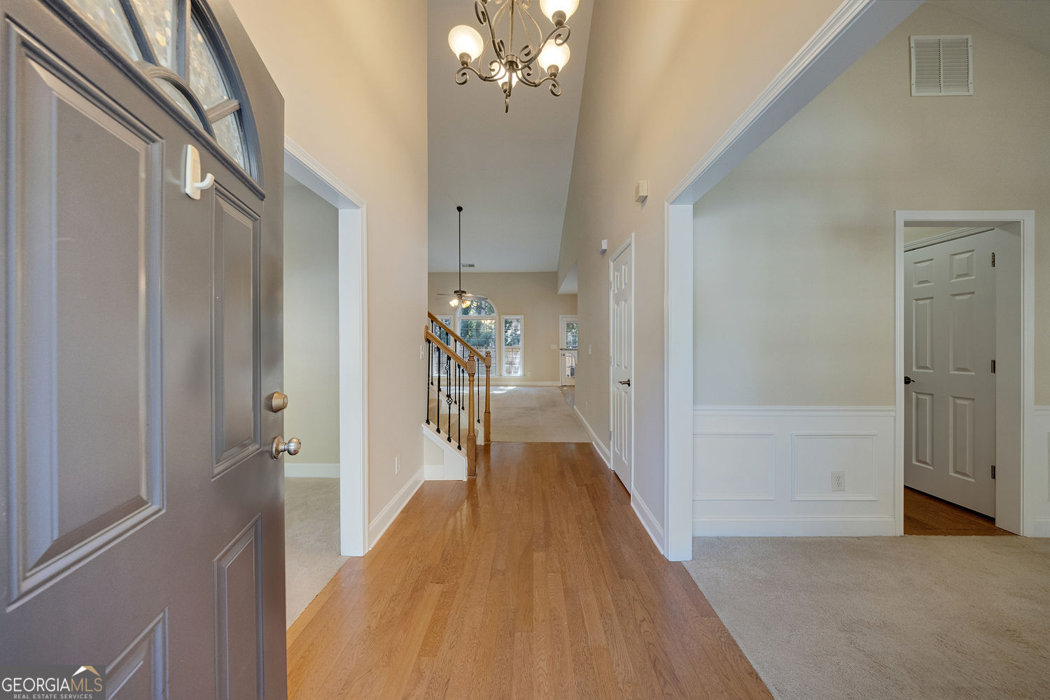 560 Roland Manor Drive Property Photo 10