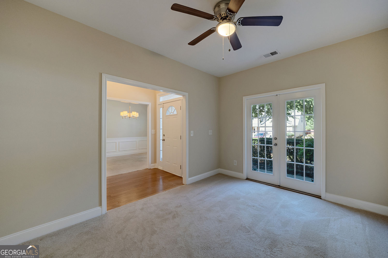 560 Roland Manor Drive Property Photo 15