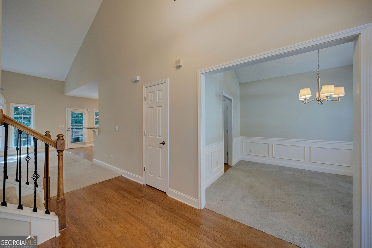 560 Roland Manor Drive Property Photo 16
