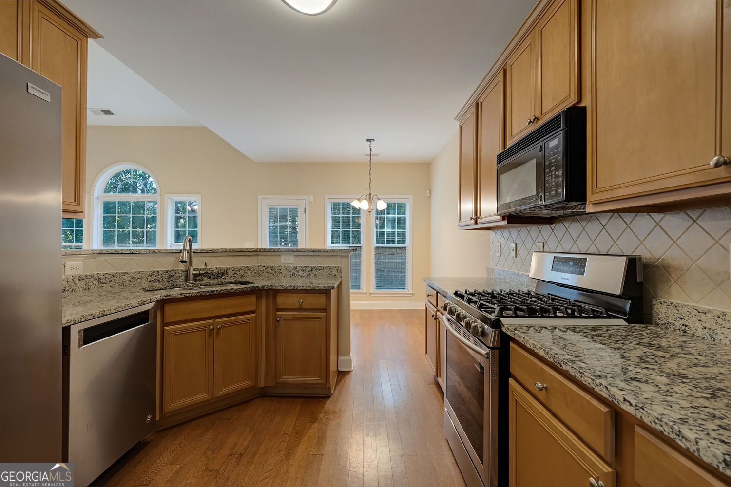 560 Roland Manor Drive Property Photo 24