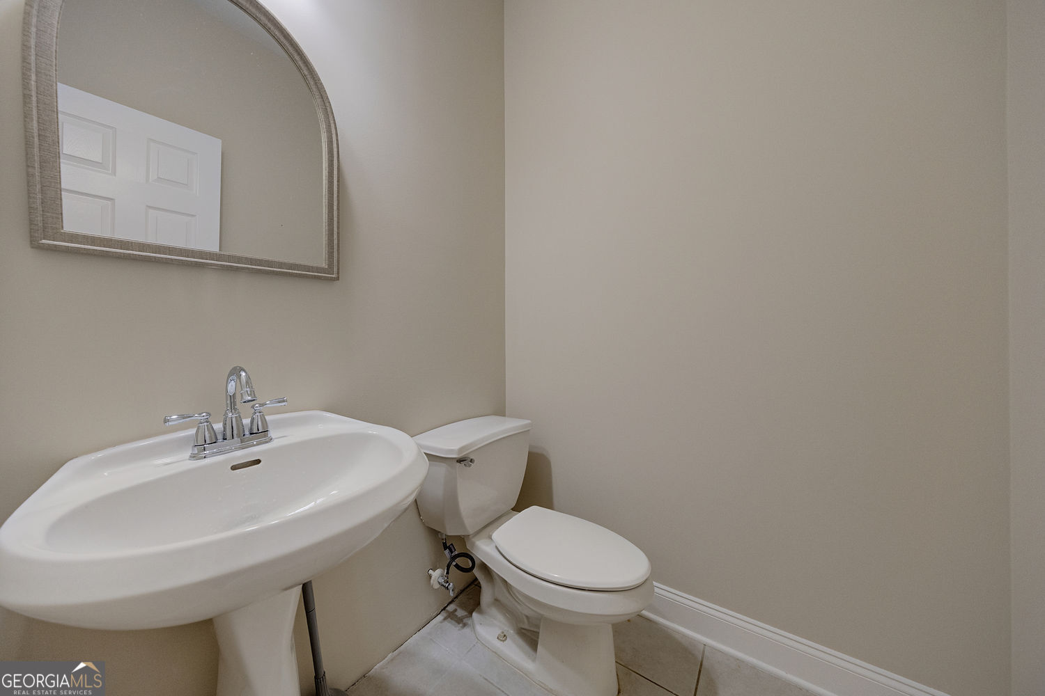 560 Roland Manor Drive Property Photo 41