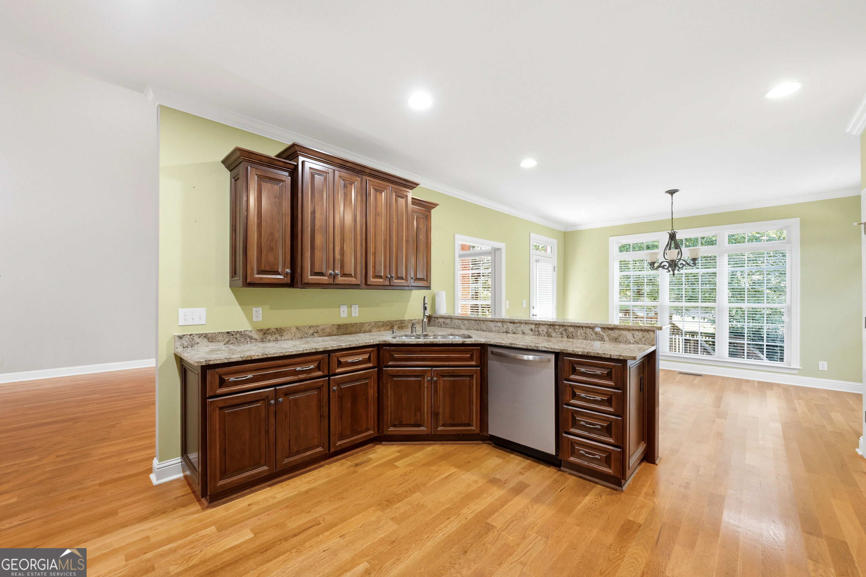 214 Oakleaf Drive Property Photo 15