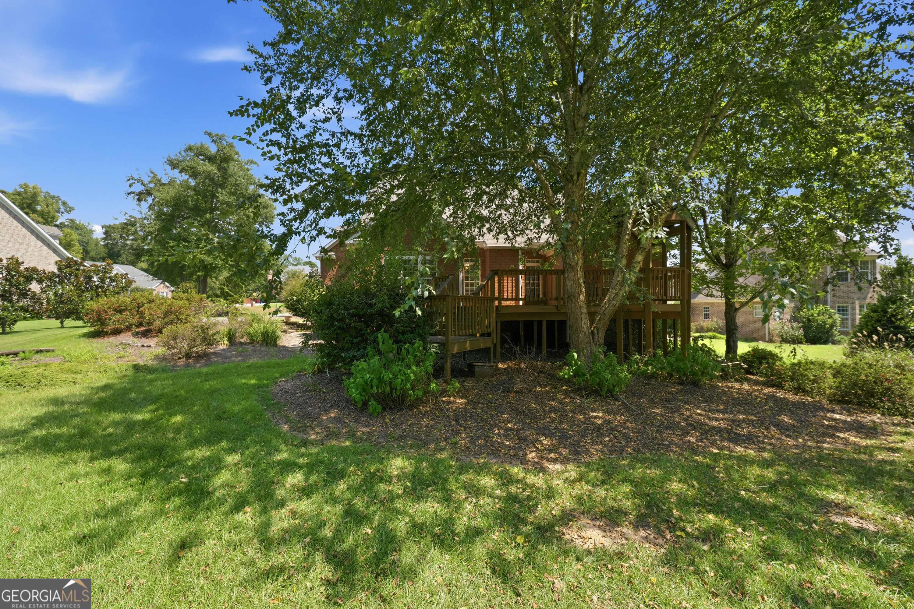 214 Oakleaf Drive Property Photo 39