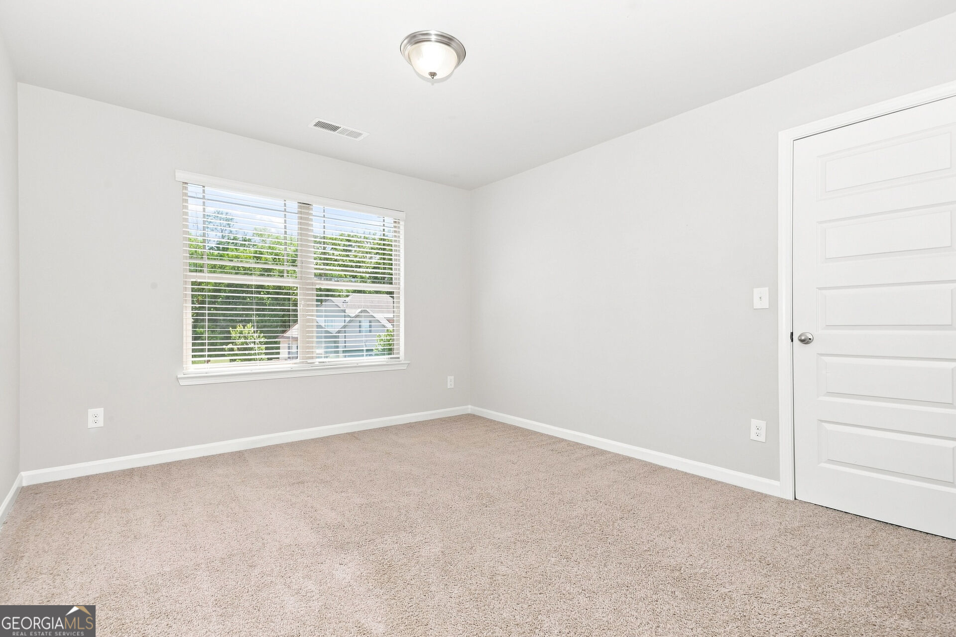 556 Harmony Way Property Photo 16