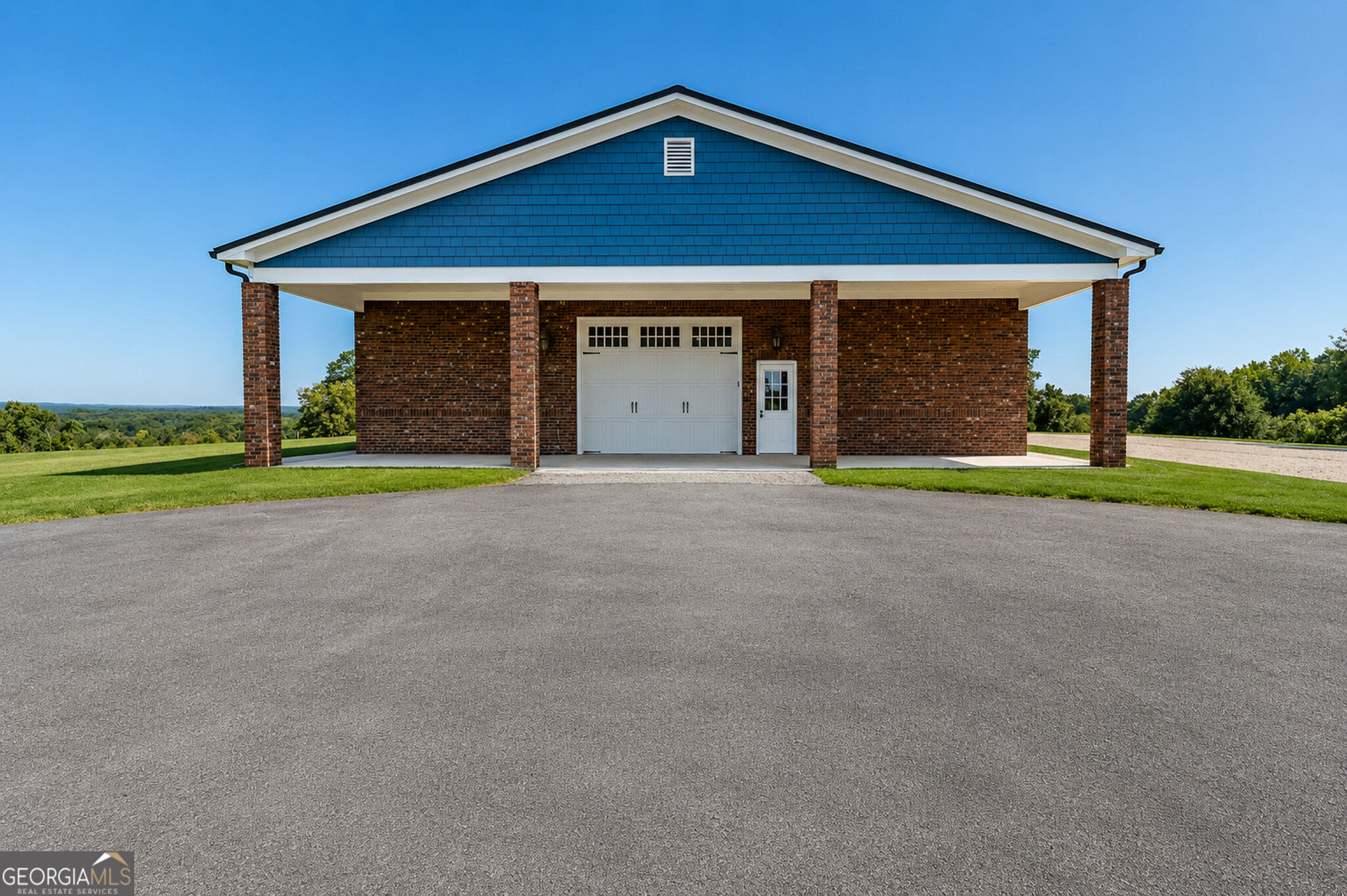16 Peek Drive Property Photo 2