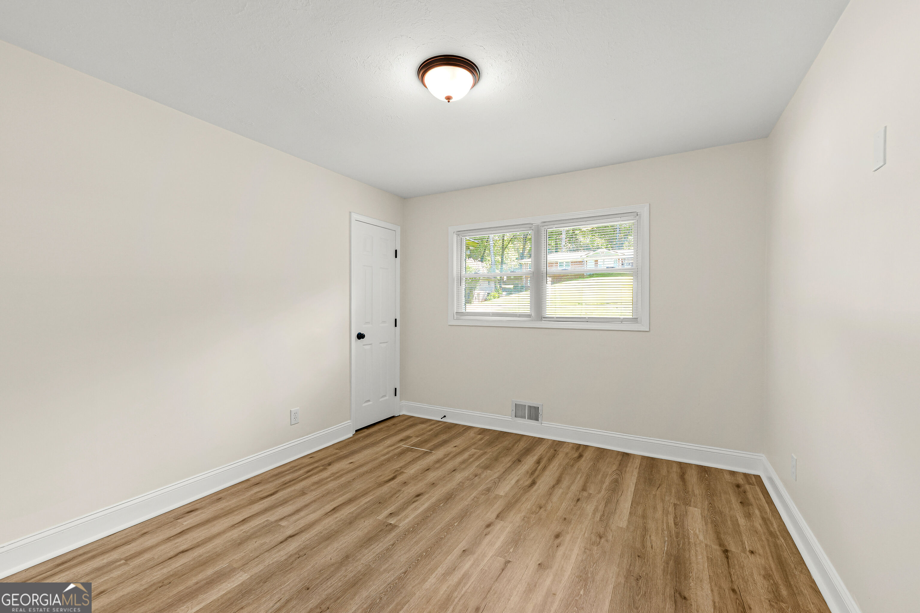 6064 Oak Hill Drive Sw Property Photo 11