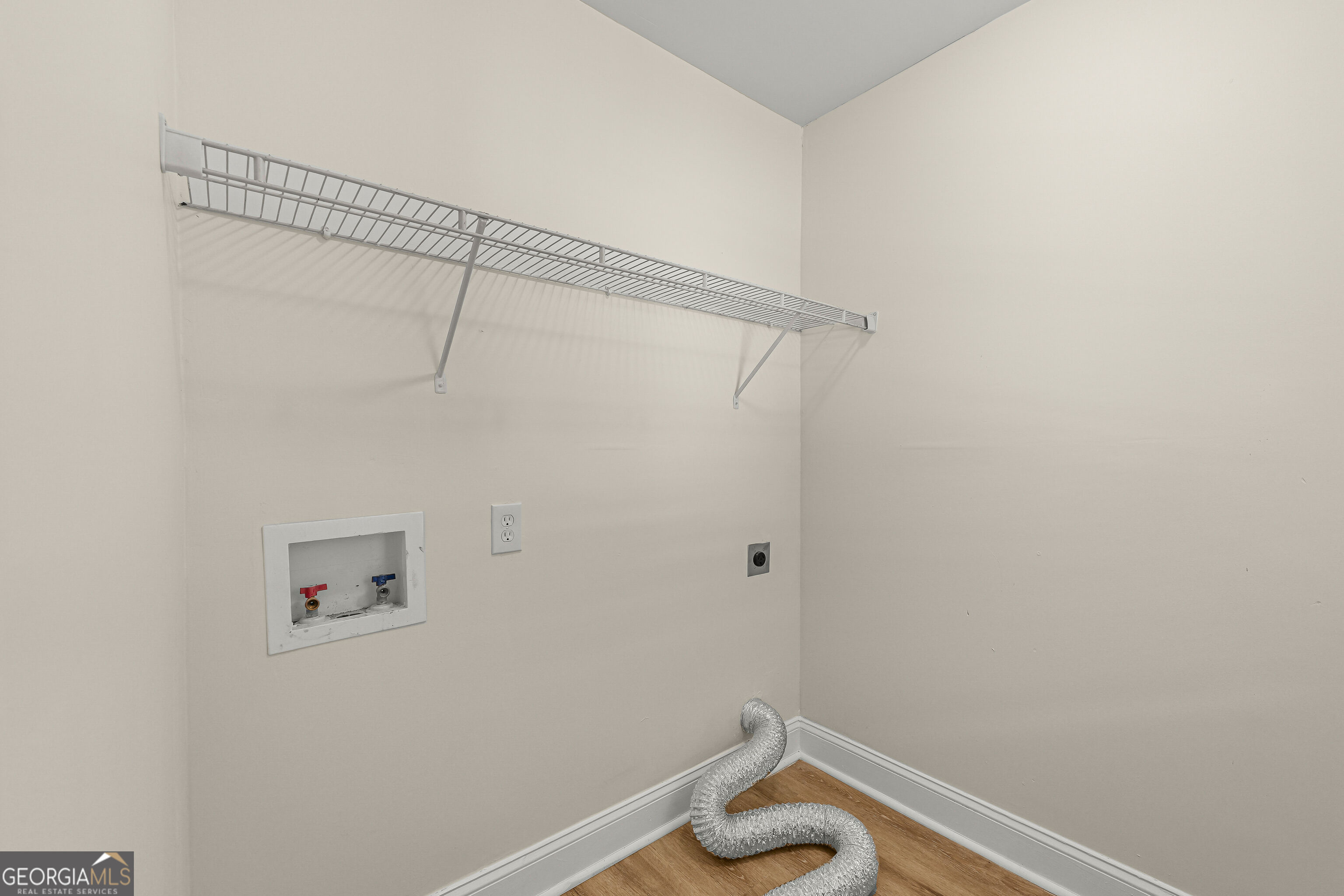 6064 Oak Hill Drive Sw Property Photo 13