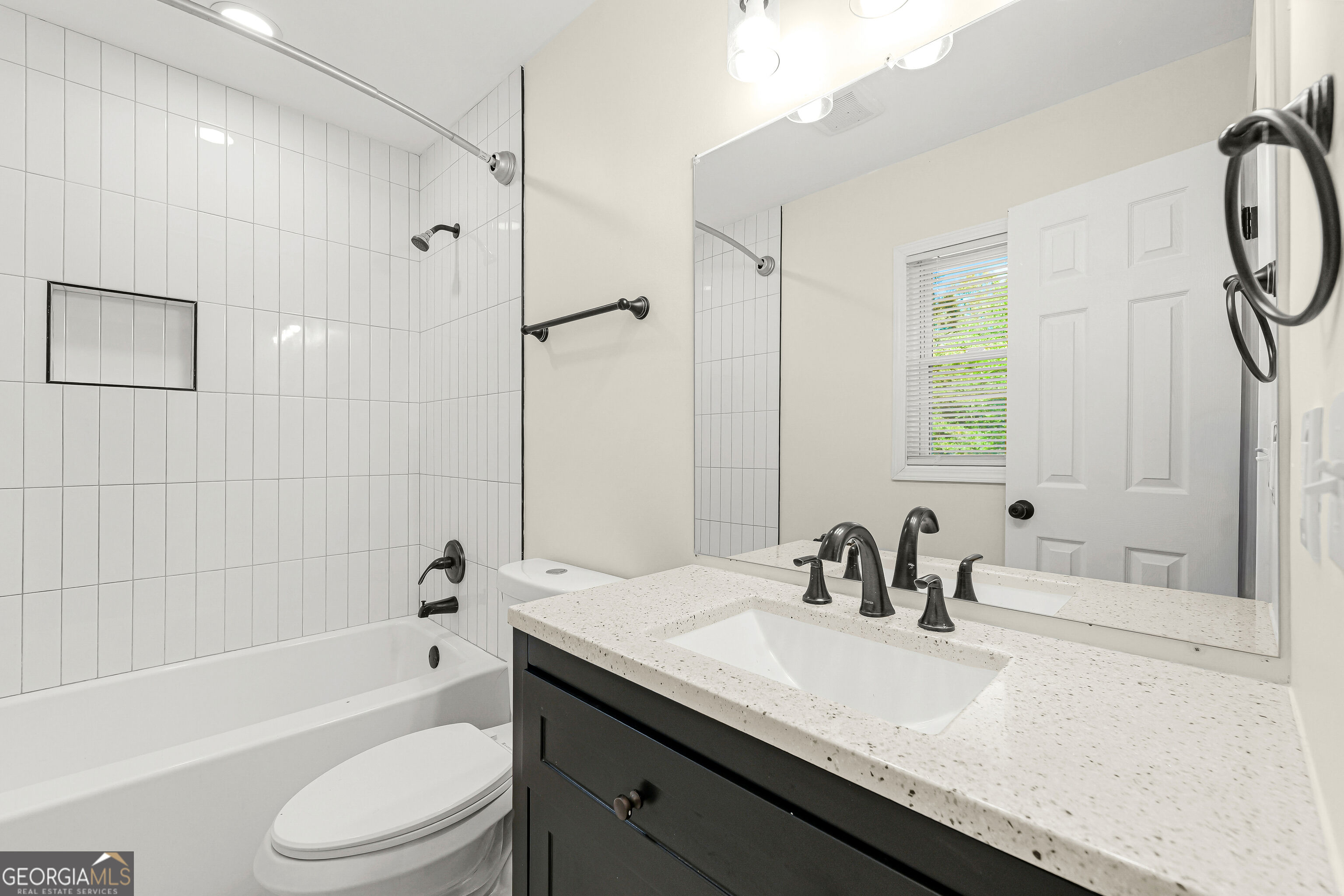 6064 Oak Hill Drive Sw Property Photo 17