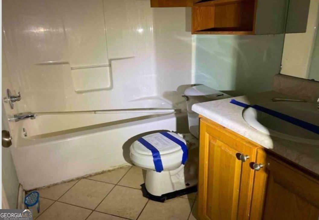 247 Newton Road Property Photo 10