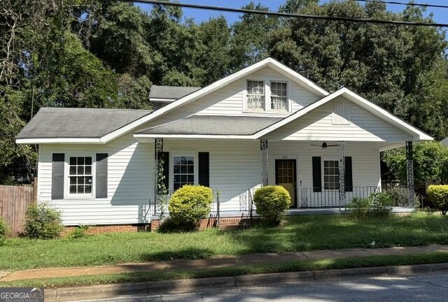 424 S Green Street Property Photo 1