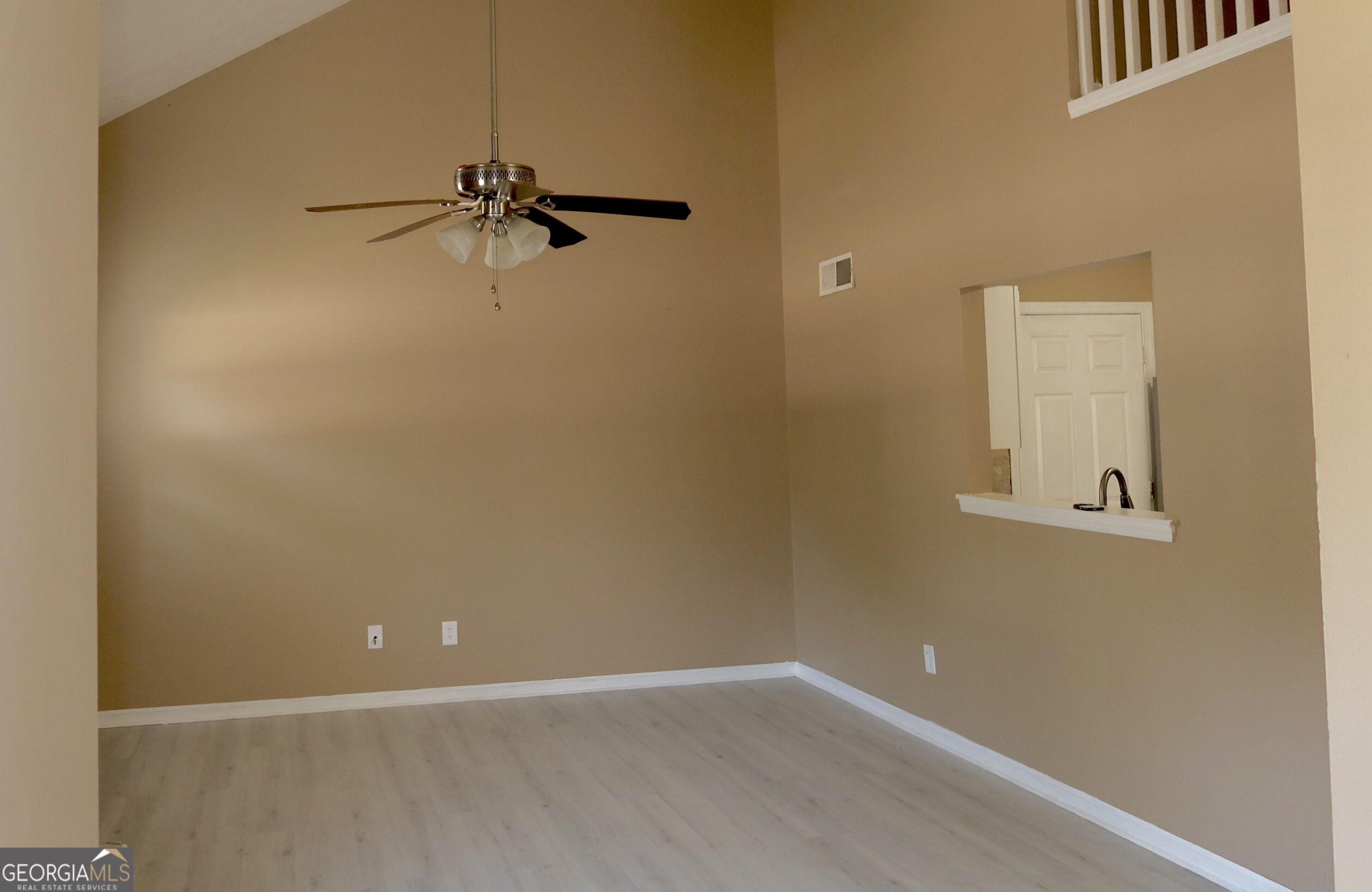 6534 Wellington Chase Court Property Photo 6
