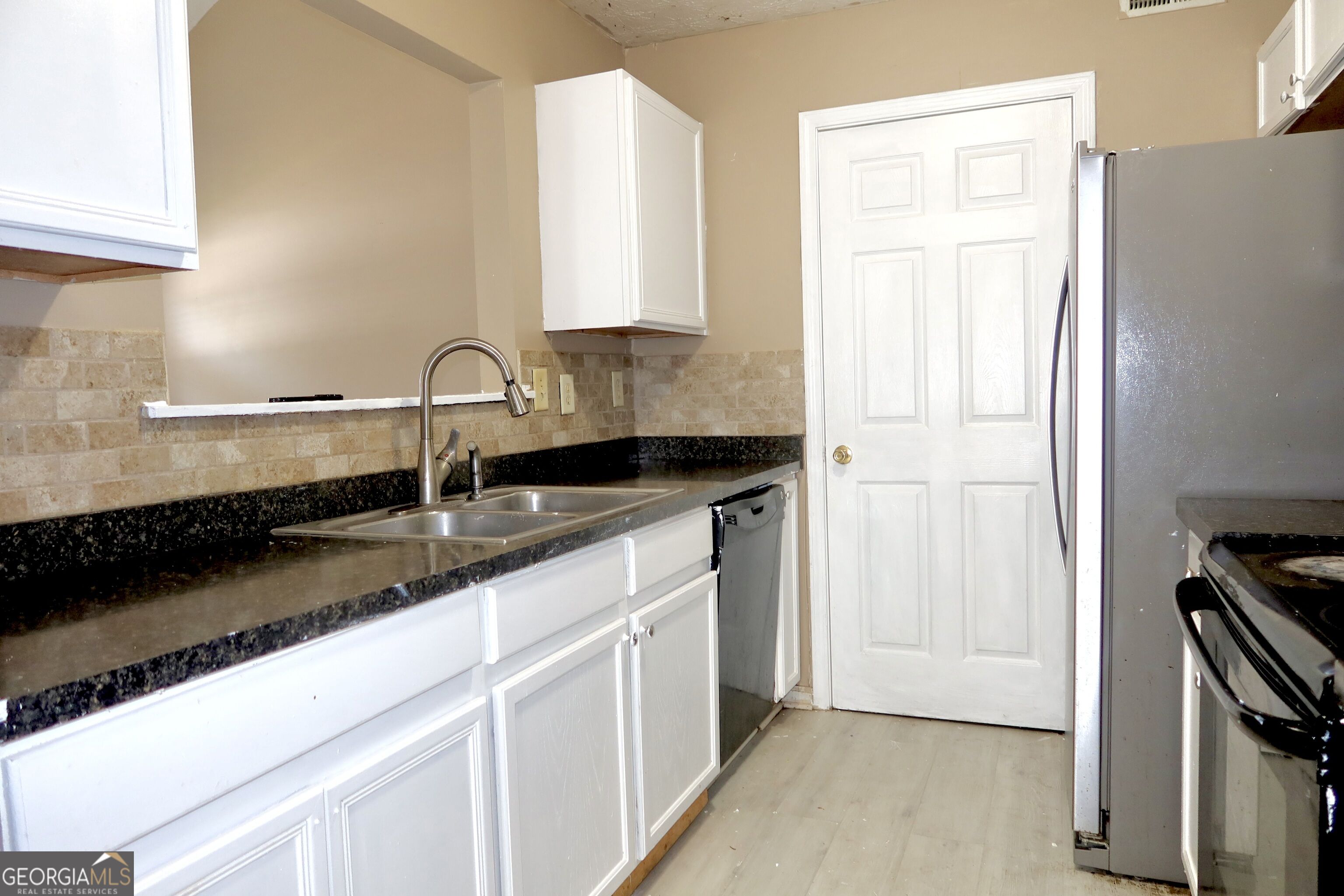 6534 Wellington Chase Court Property Photo 8