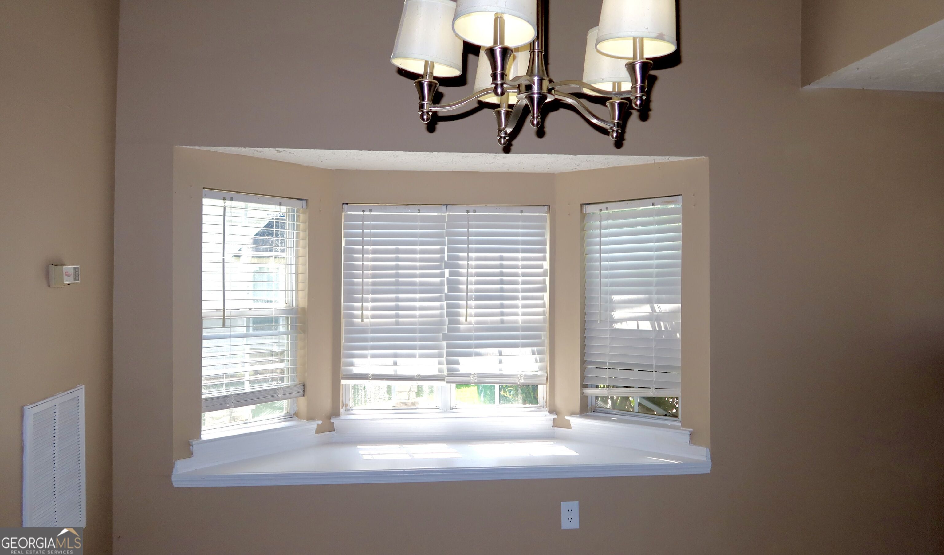 6534 Wellington Chase Court Property Photo 11