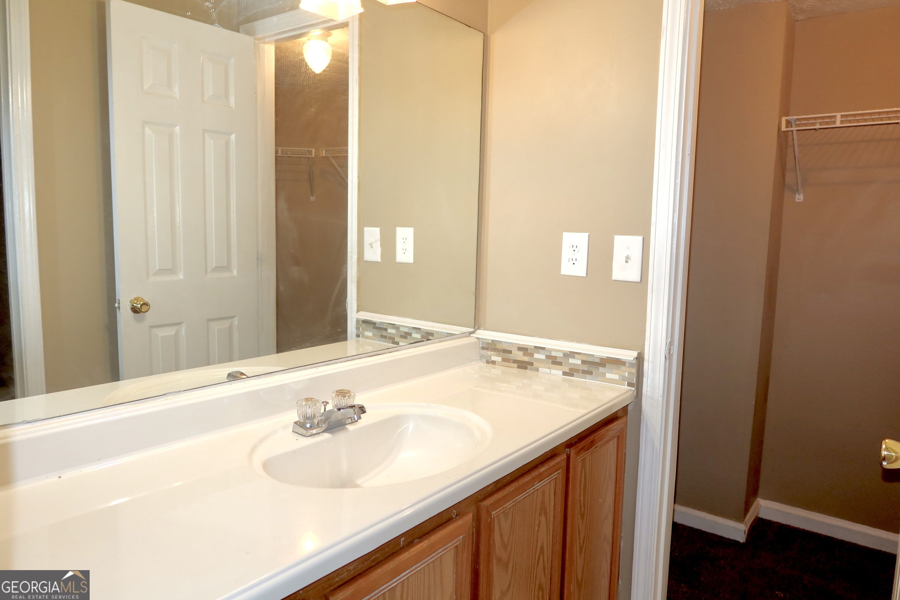 6534 Wellington Chase Court Property Photo 13