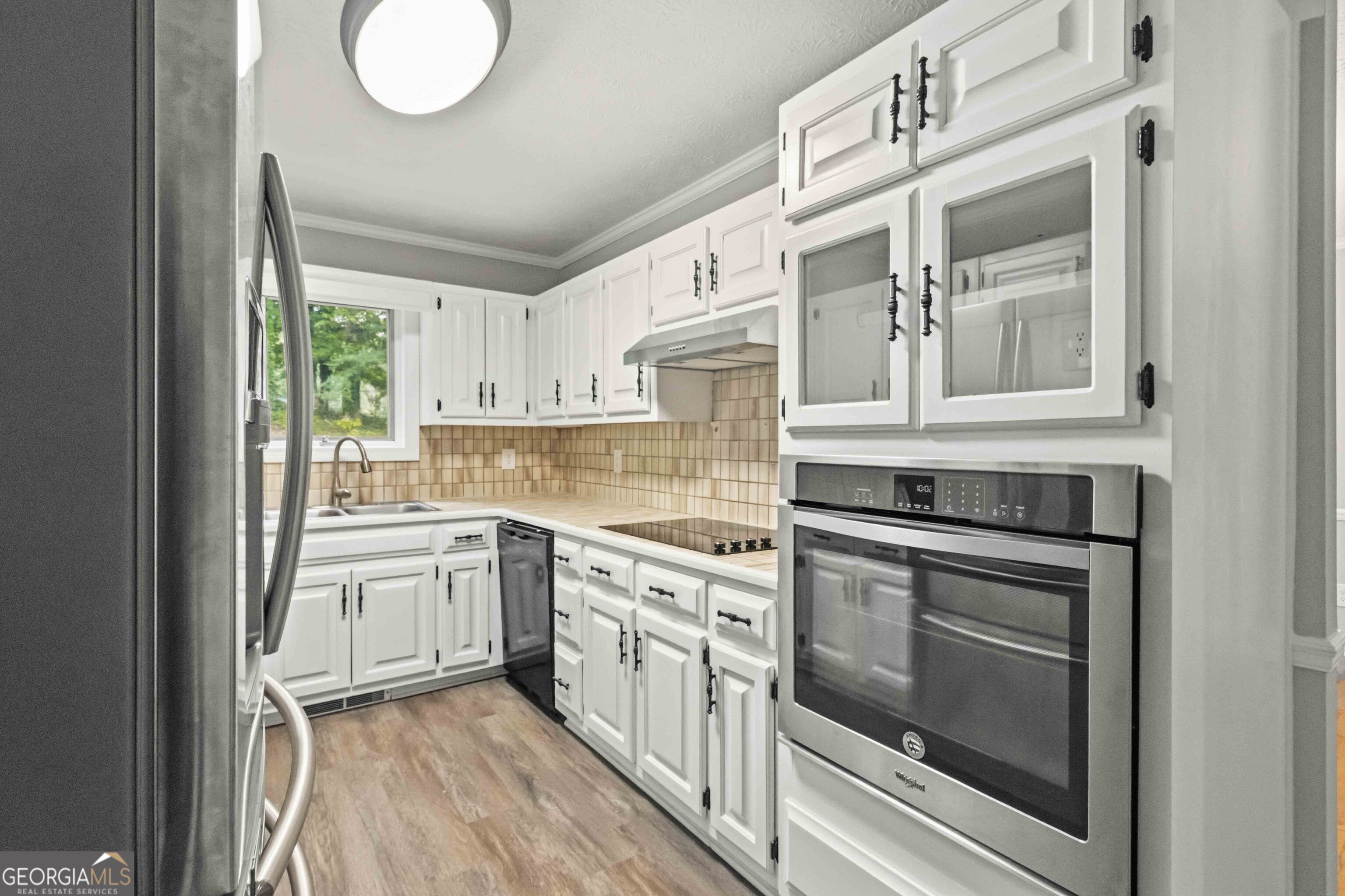 760 Pine Needle Road Property Photo 10