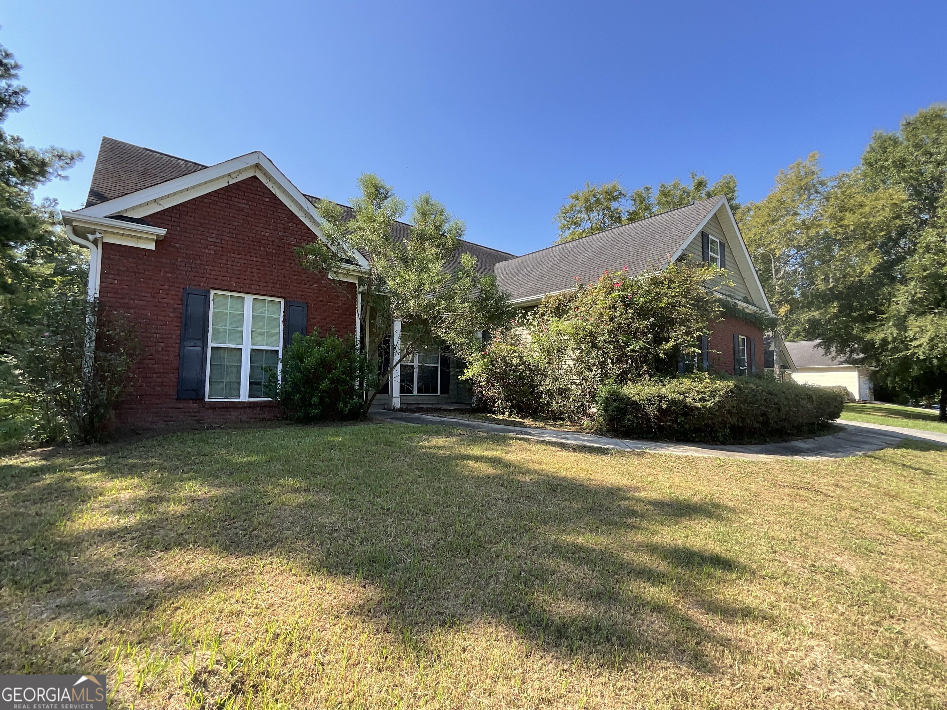 313 Pebbleridge Road Nw Property Photo 1