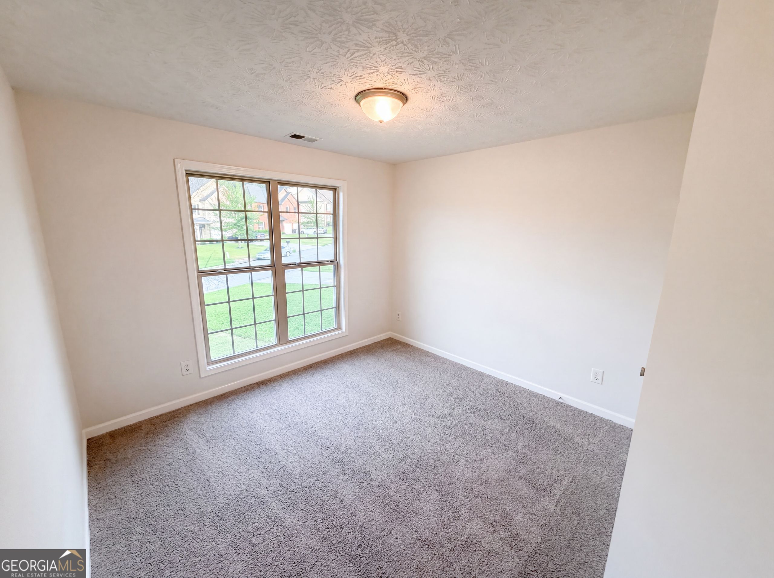 5747 Union Pointe Drive Property Photo 16