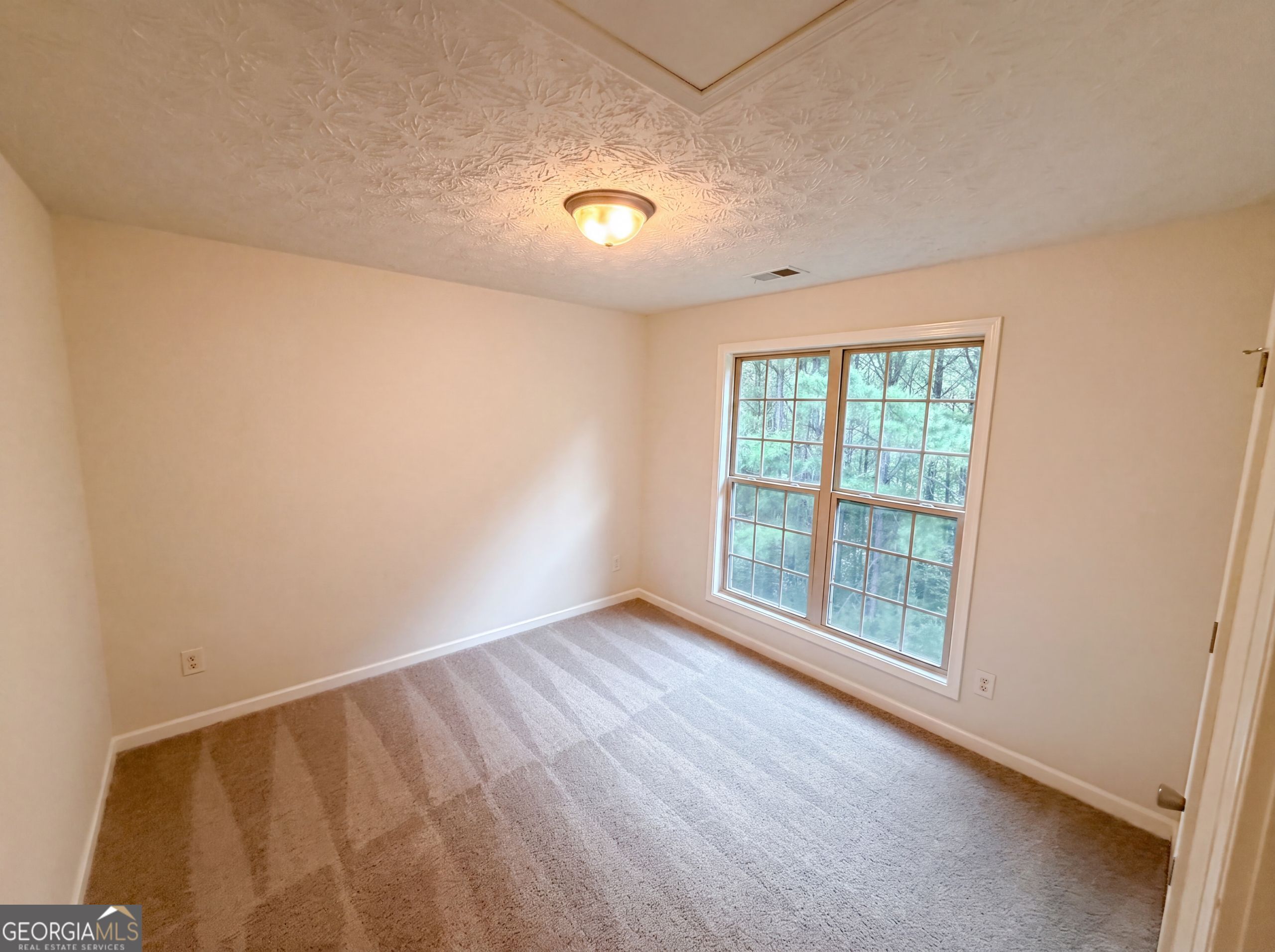 5747 Union Pointe Drive Property Photo 18