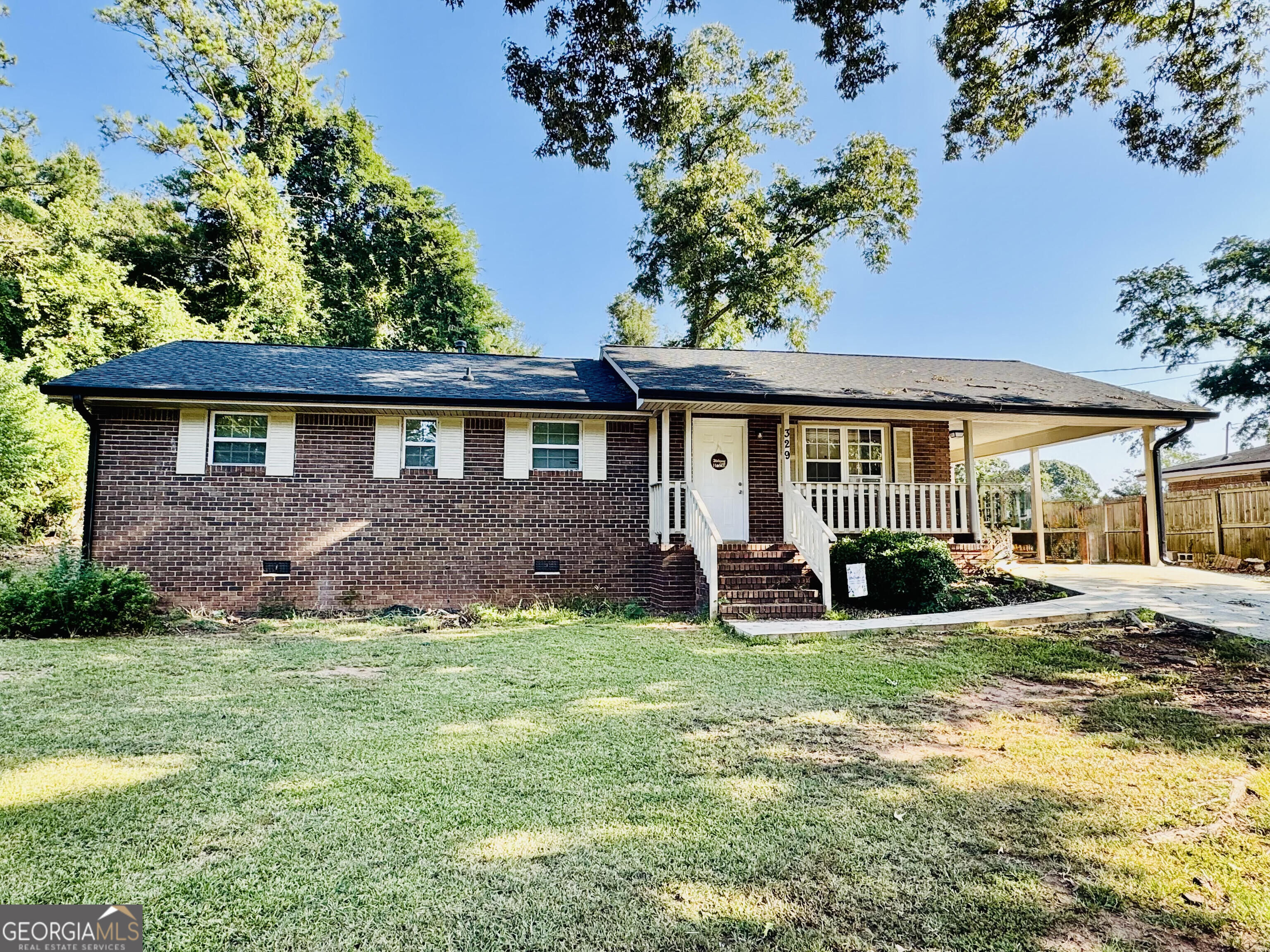 329 Dale Dr Property Photo 1