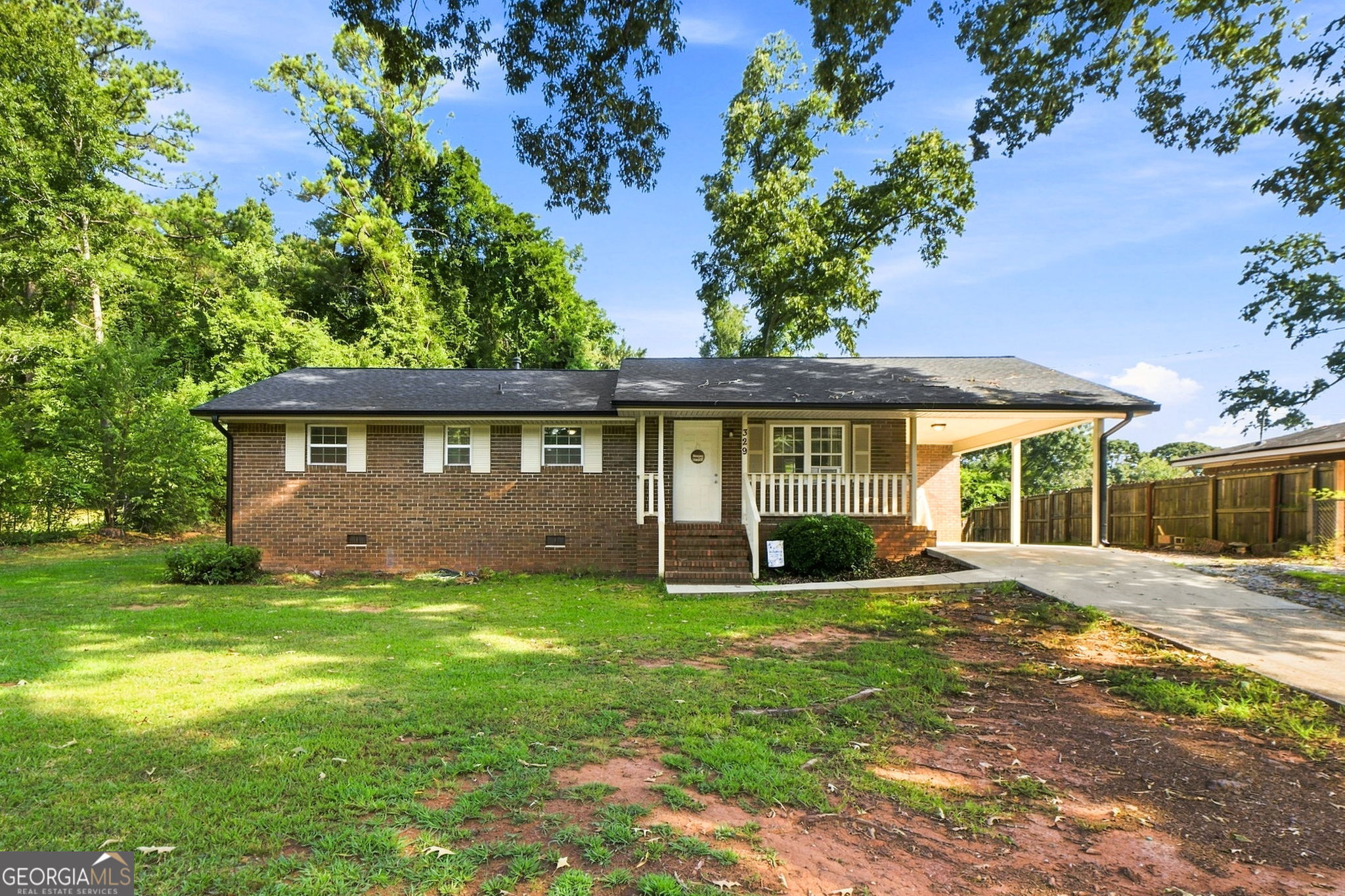 329 Dale Dr Property Photo 1