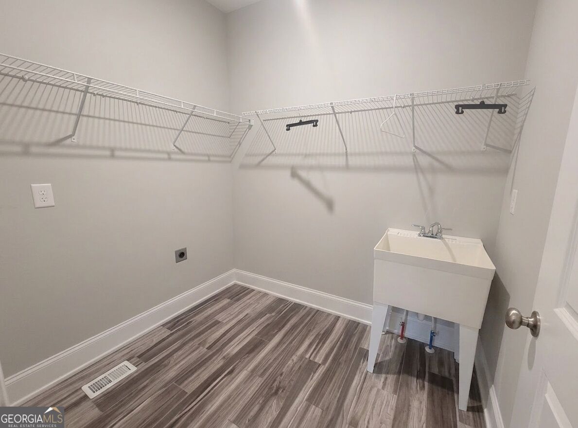 58 Hoopers Drive Property Photo 20