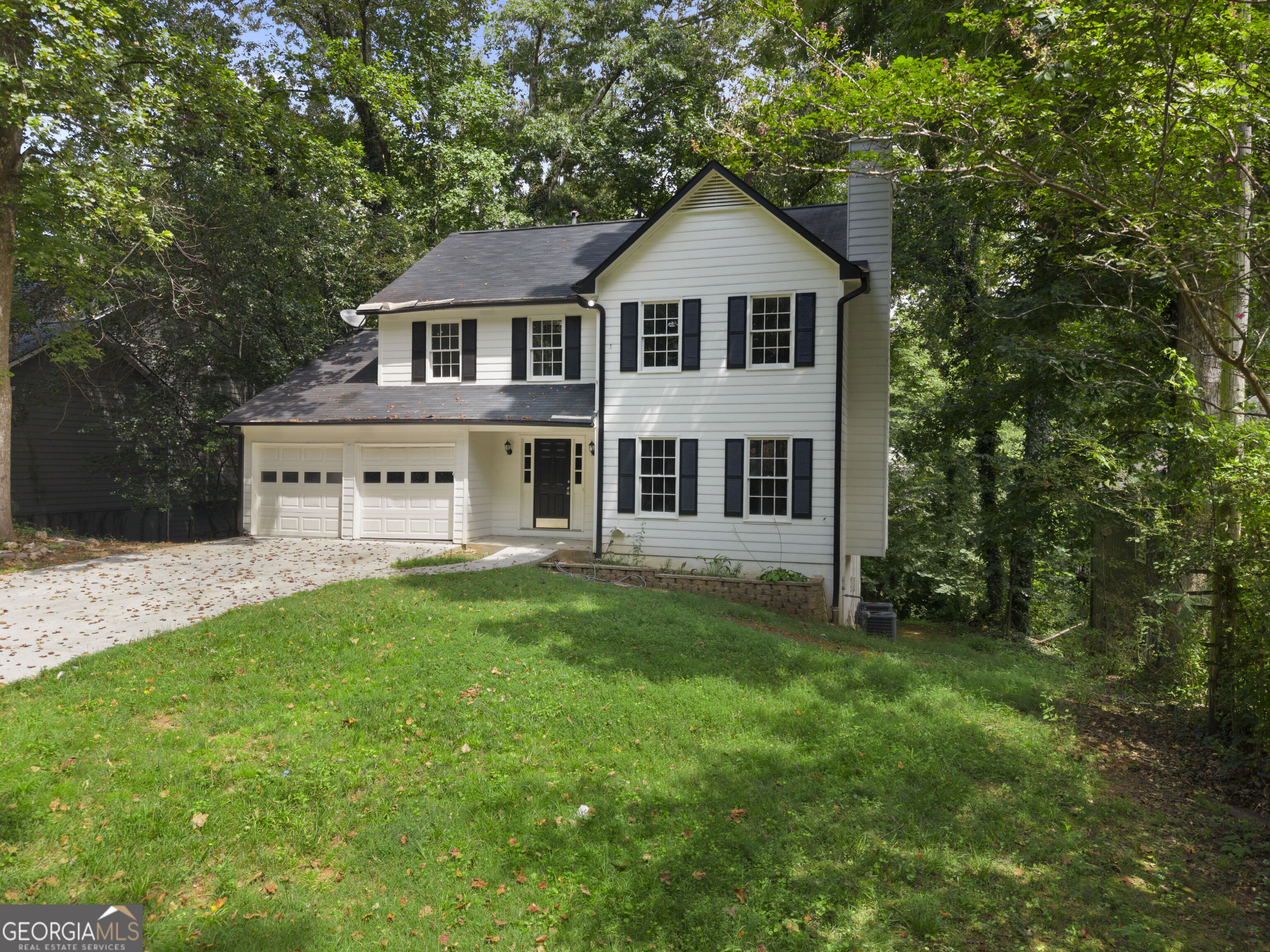 1860 Hickory Creek Court Nw Property Photo 3