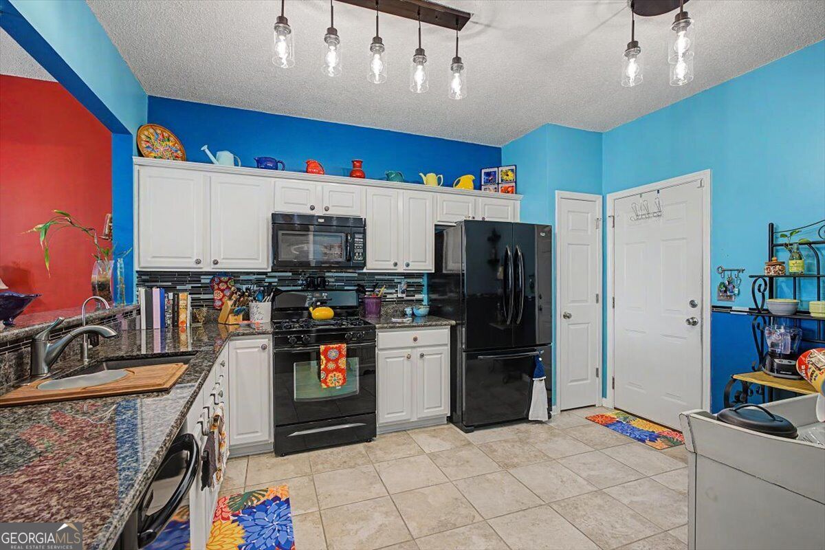151 Regent Place Property Photo 3