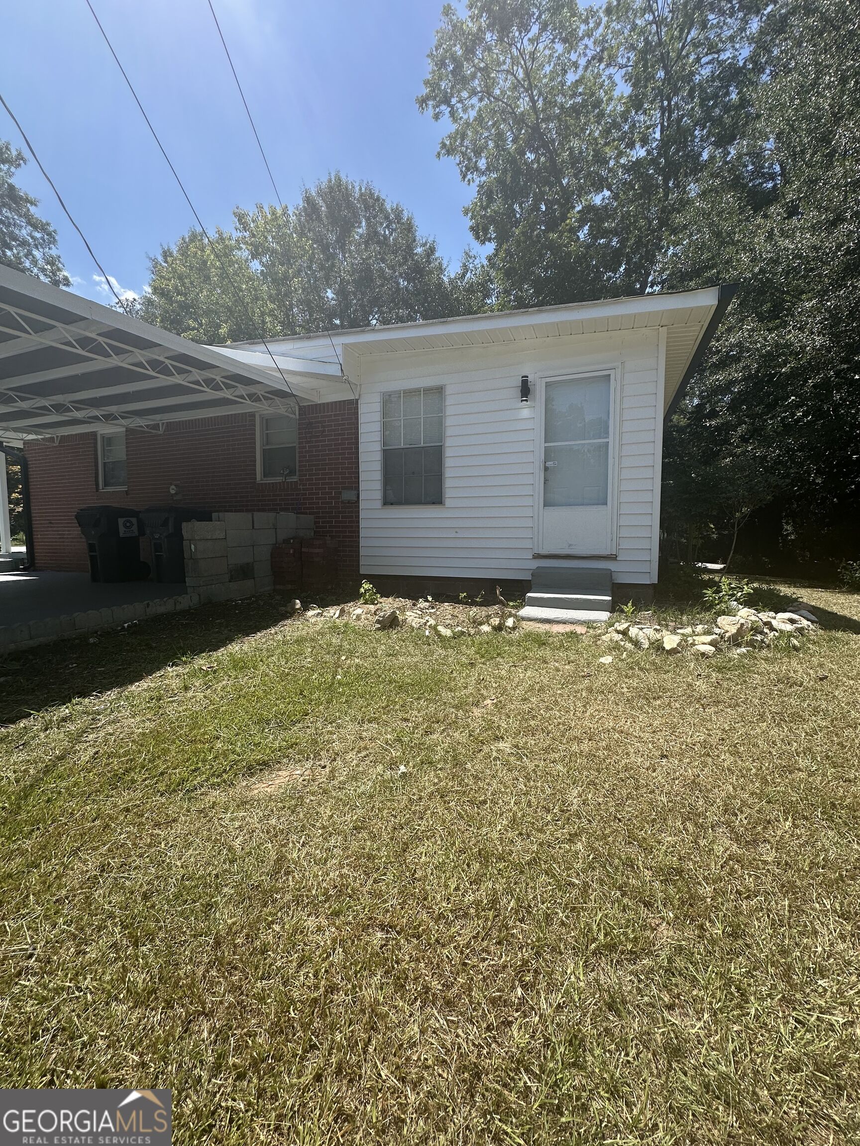 600 E Lanier Avenue W Property Photo 1