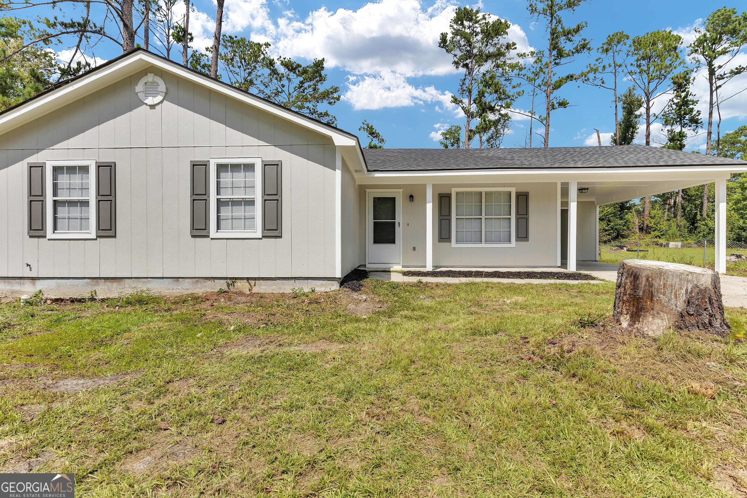 1414 Baymeadows Drive Property Photo 2