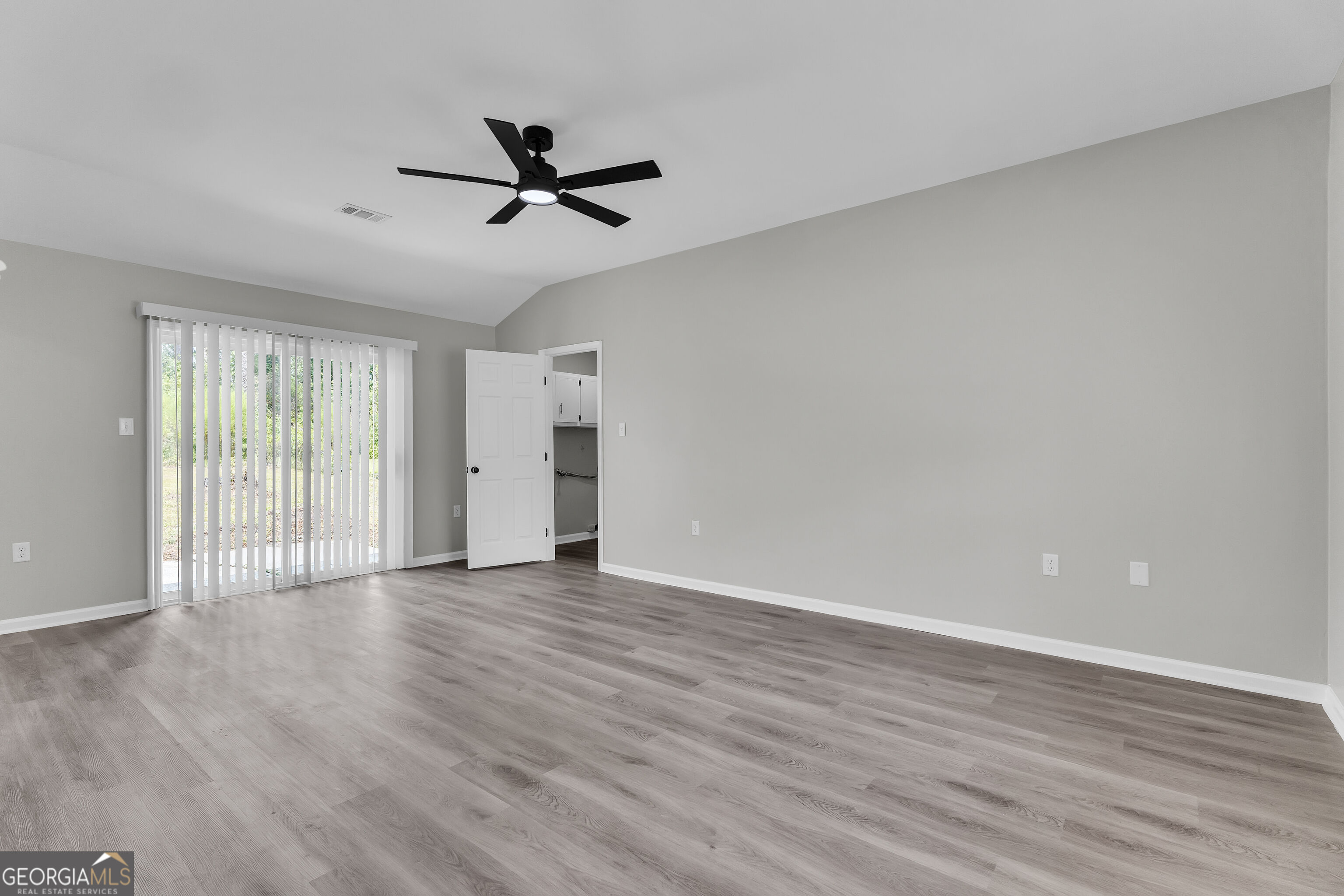 1414 Baymeadows Drive Property Photo 8
