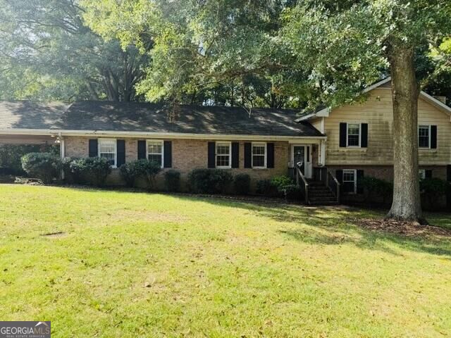 145 W Triple Tree Drive Property Photo 1