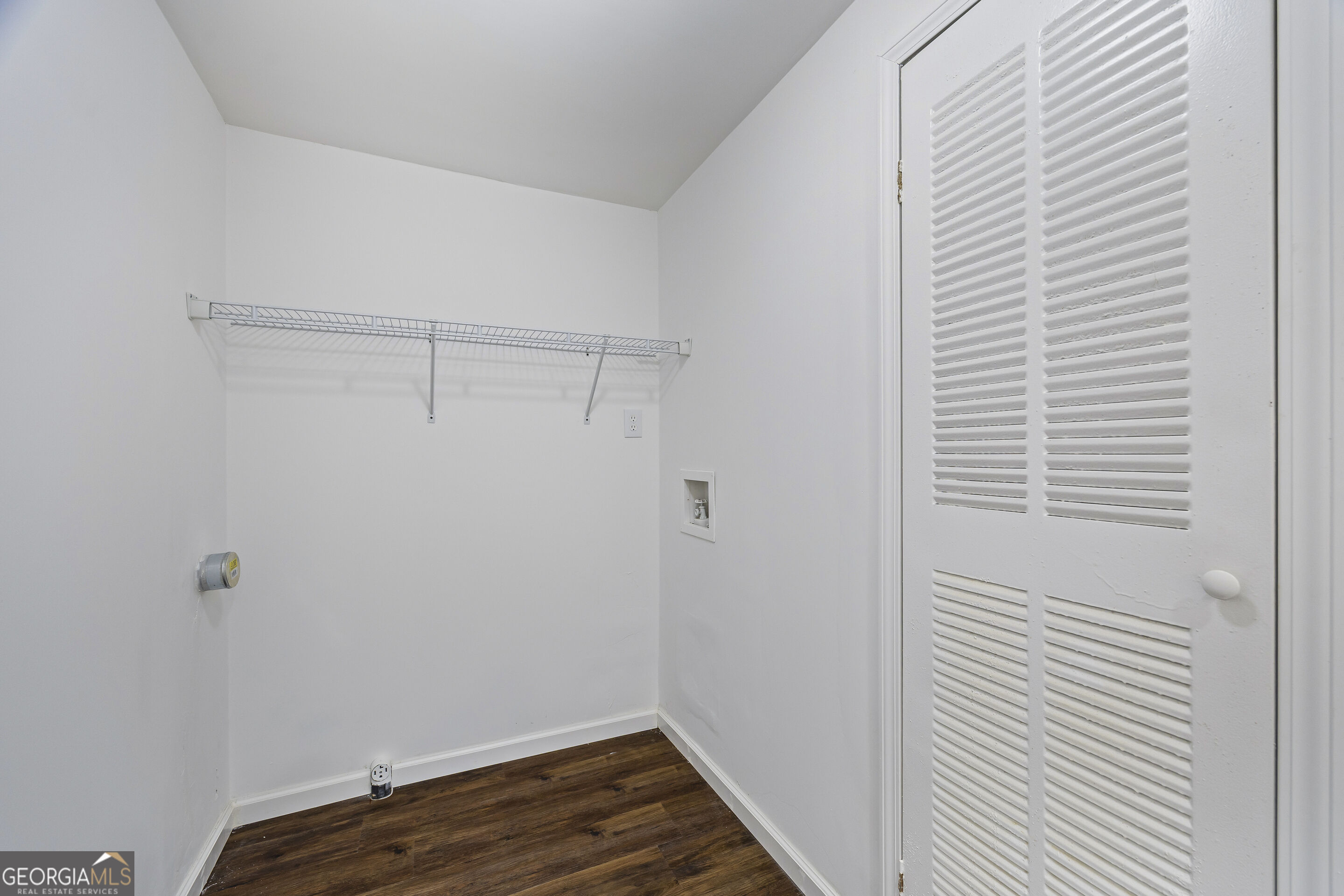 3314 Centerville Road Property Photo 13