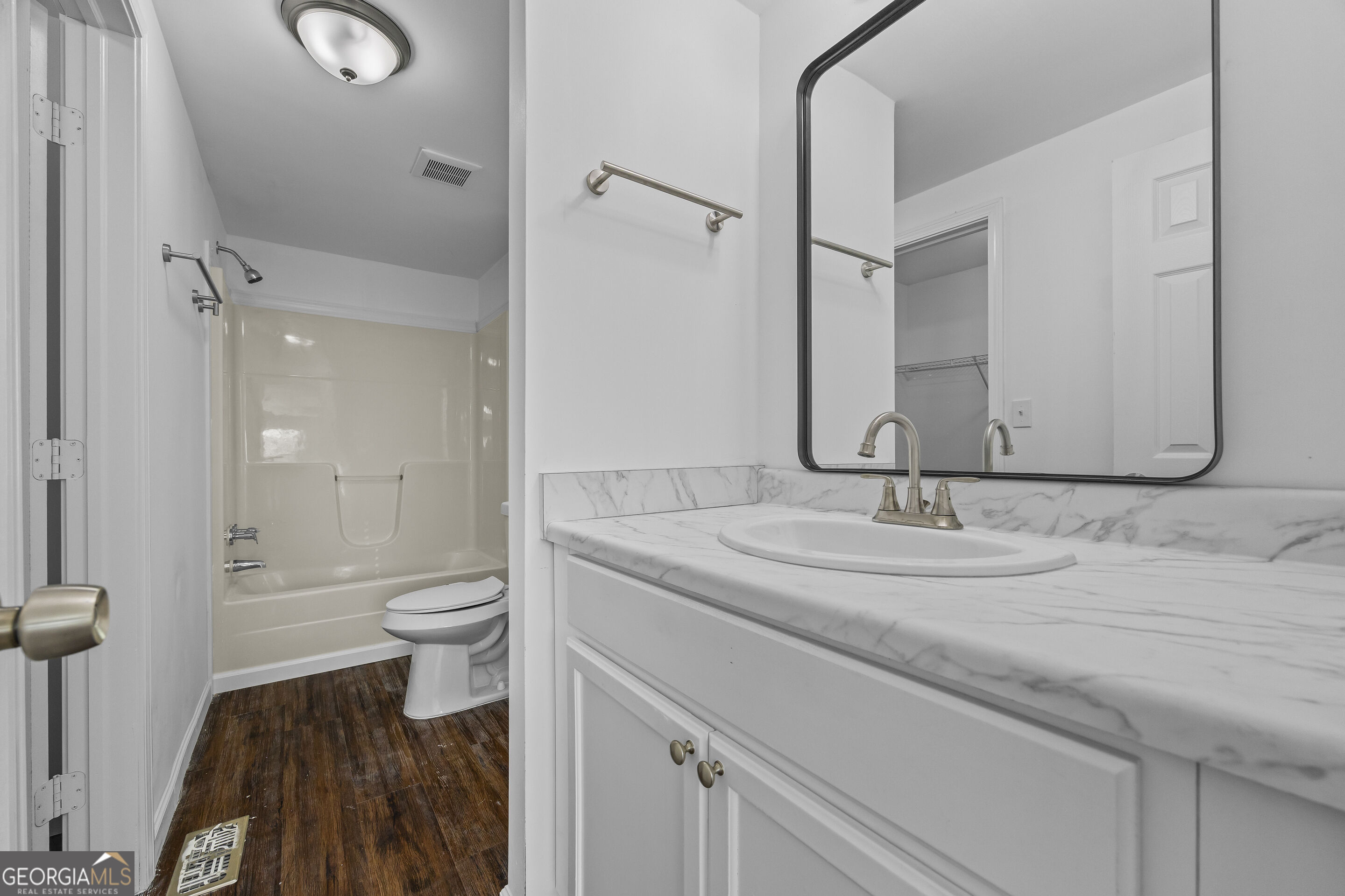 3314 Centerville Road Property Photo 20