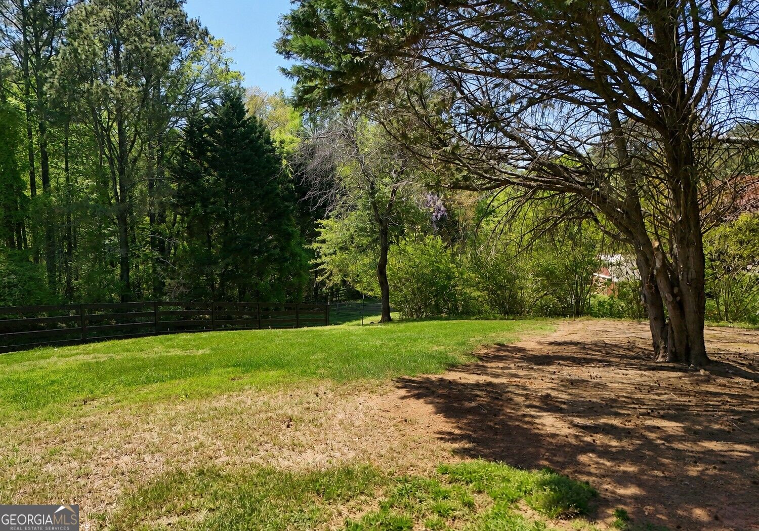 204 Lynn Lane Property Photo 17