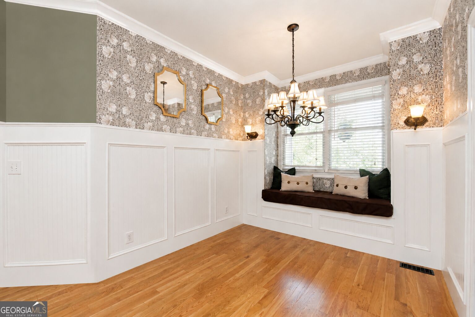 204 Lynn Lane Property Photo 43
