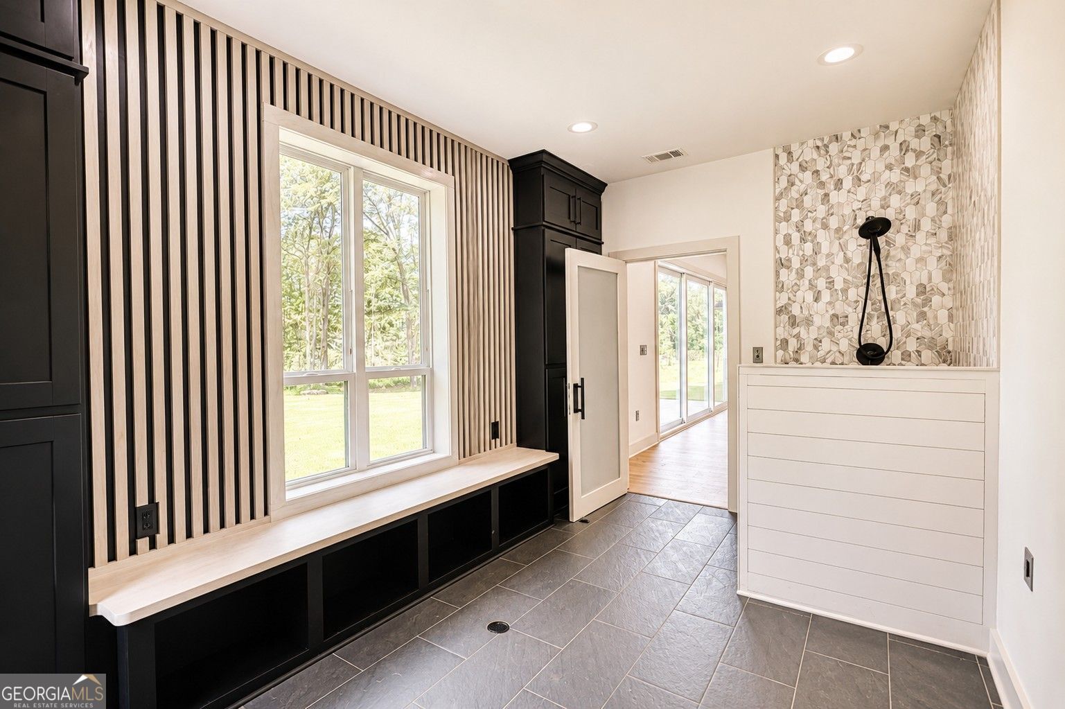 1321 Aqua Rd Property Photo 17
