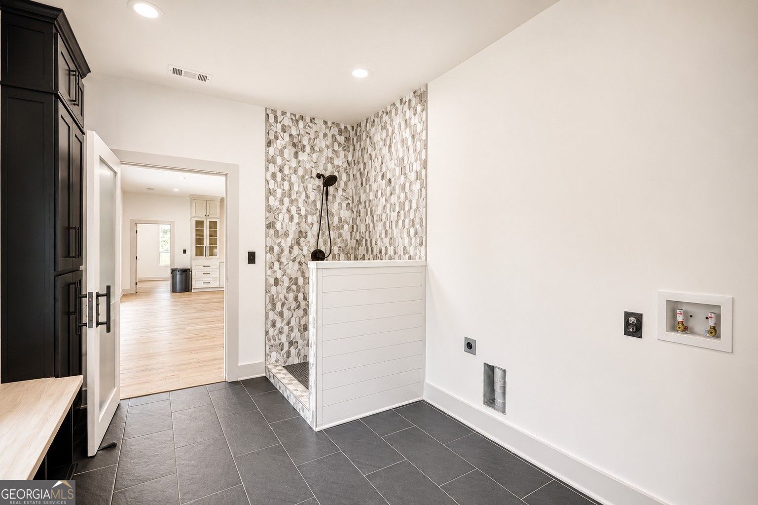 1321 Aqua Rd Property Photo 18
