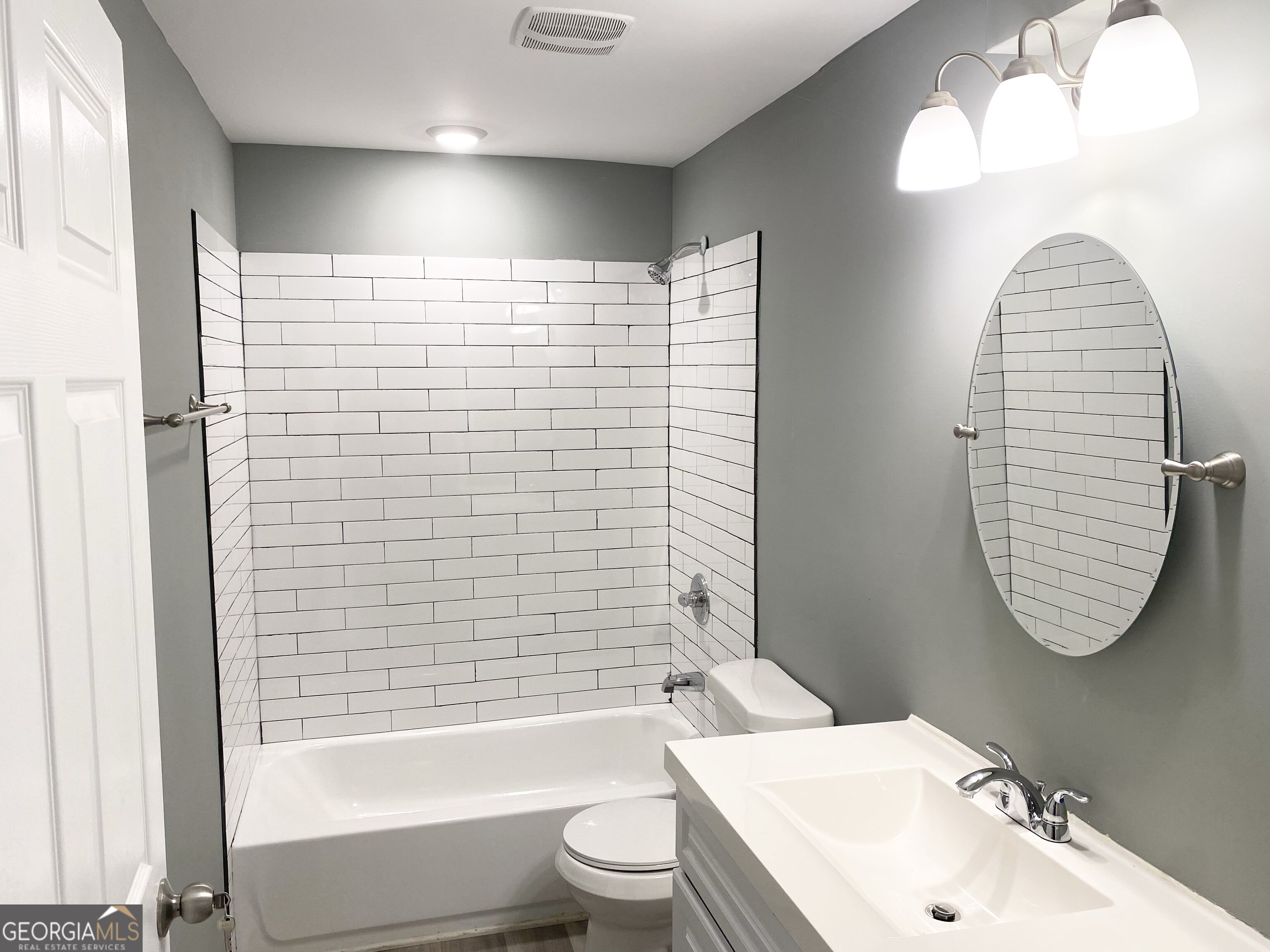 1891 Tremont Drive Nw # 3 Property Photo 8