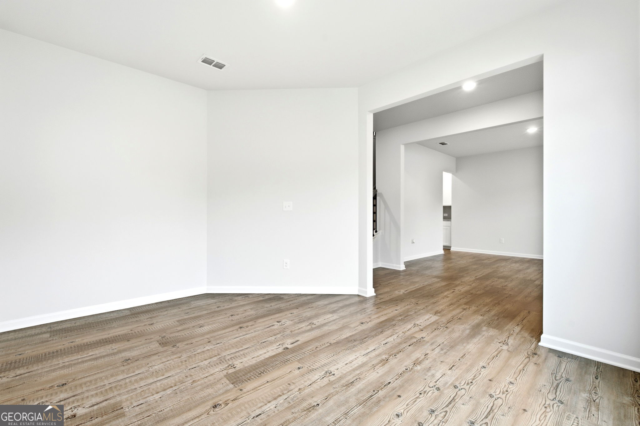 462 Sylvie Drive Property Photo 16